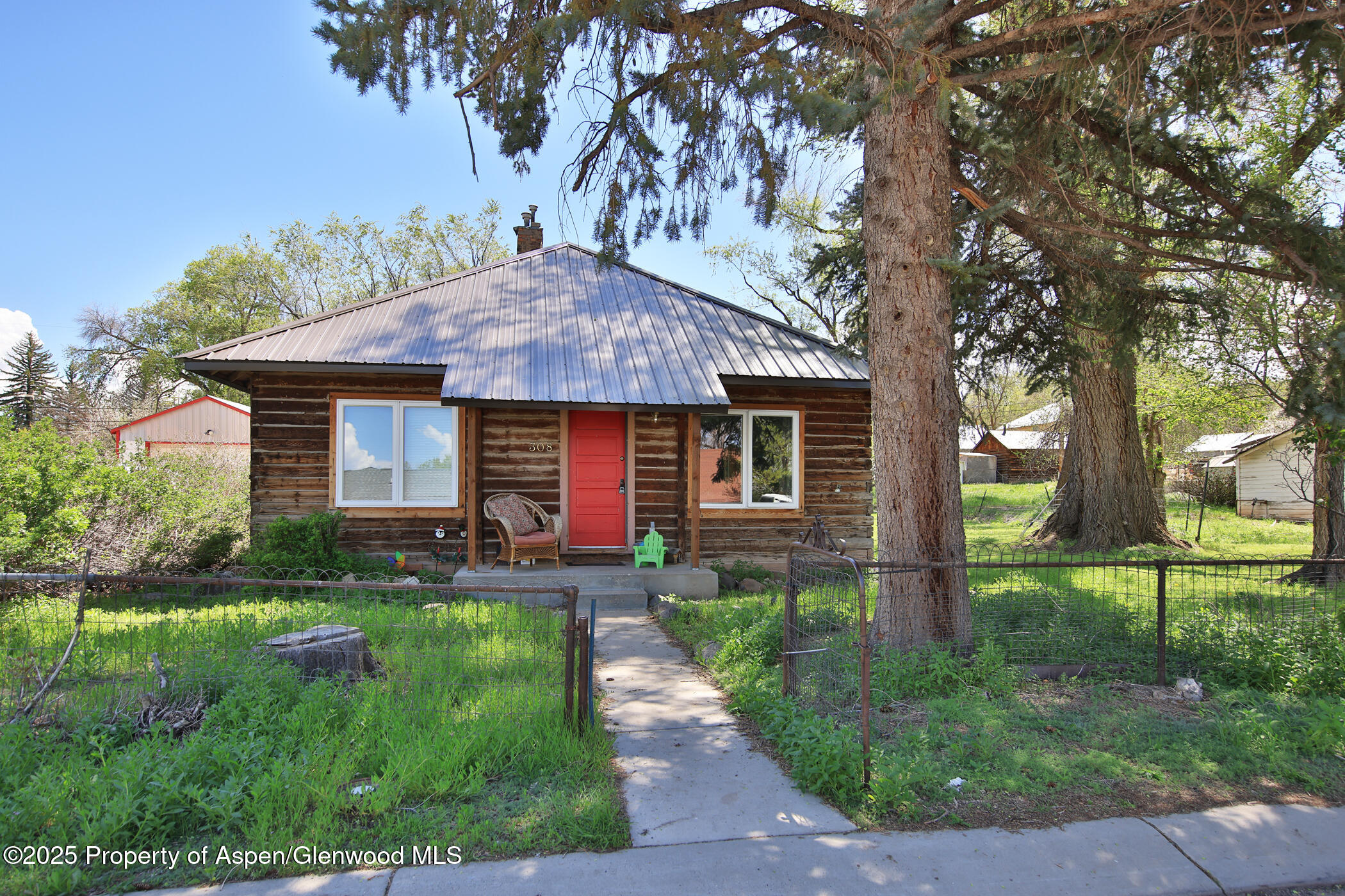 308 Putney Avenue Property Photo 1