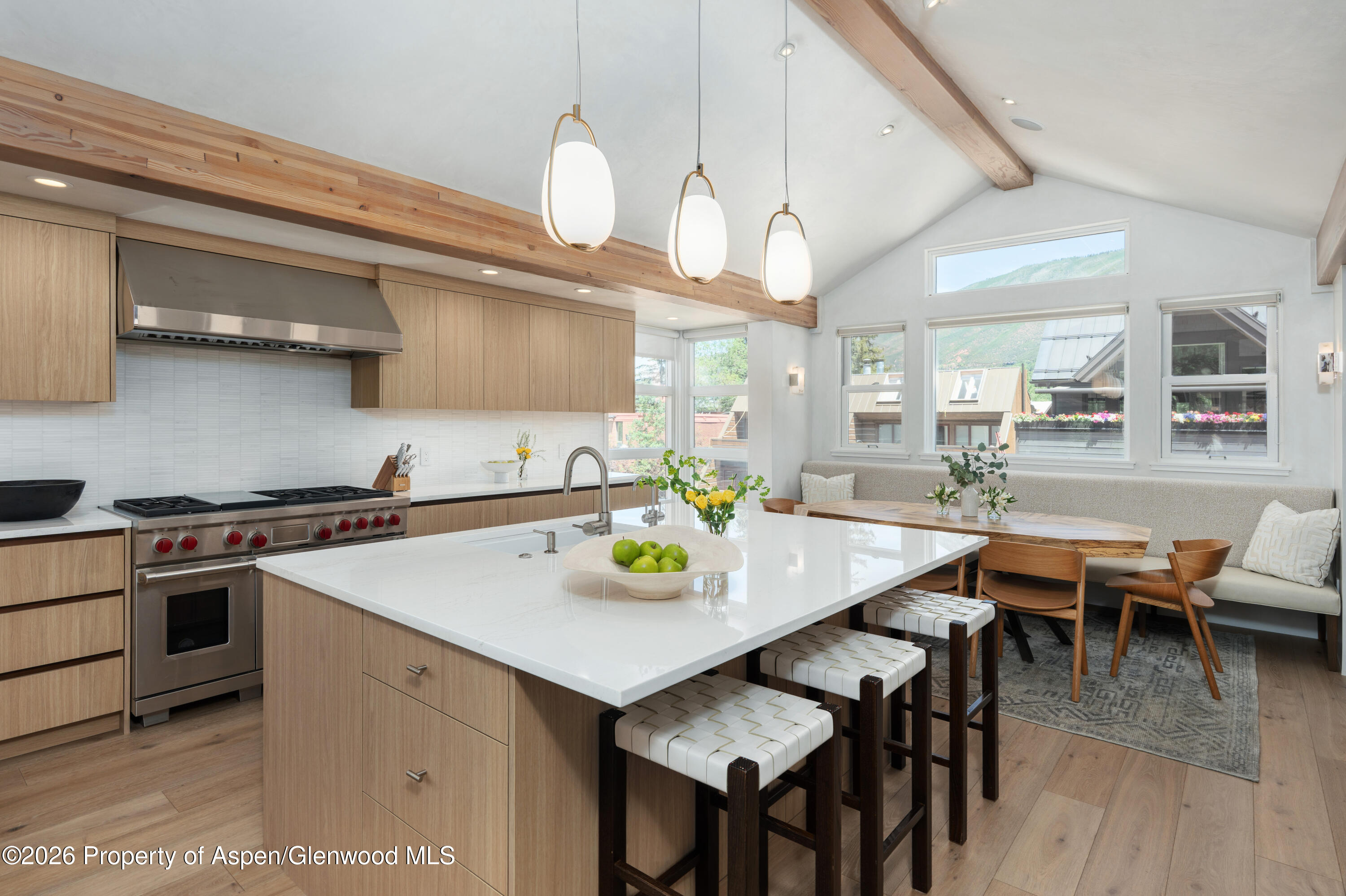 708 E Hyman Avenue Property Photo 13