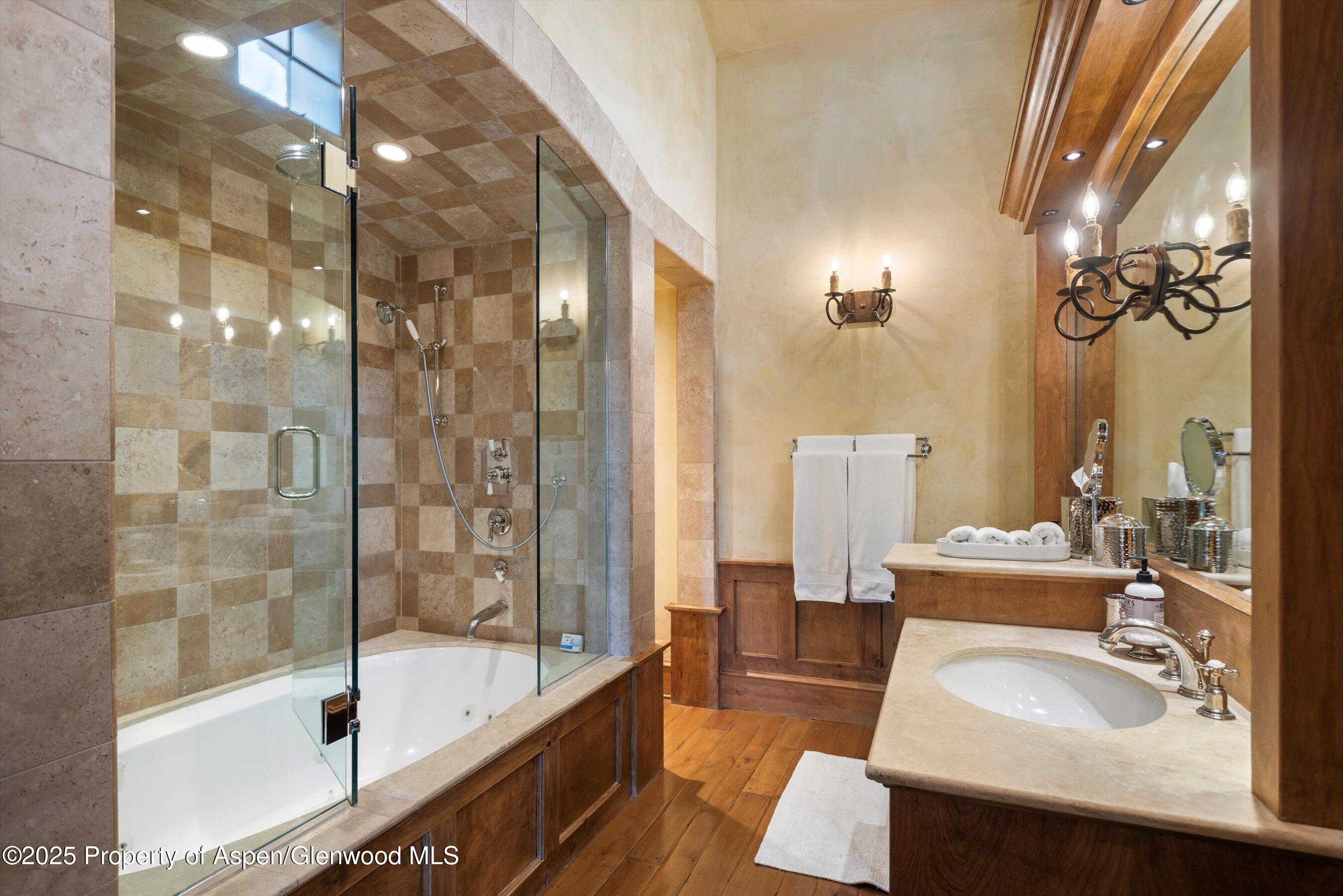 188091 Property Photo 11