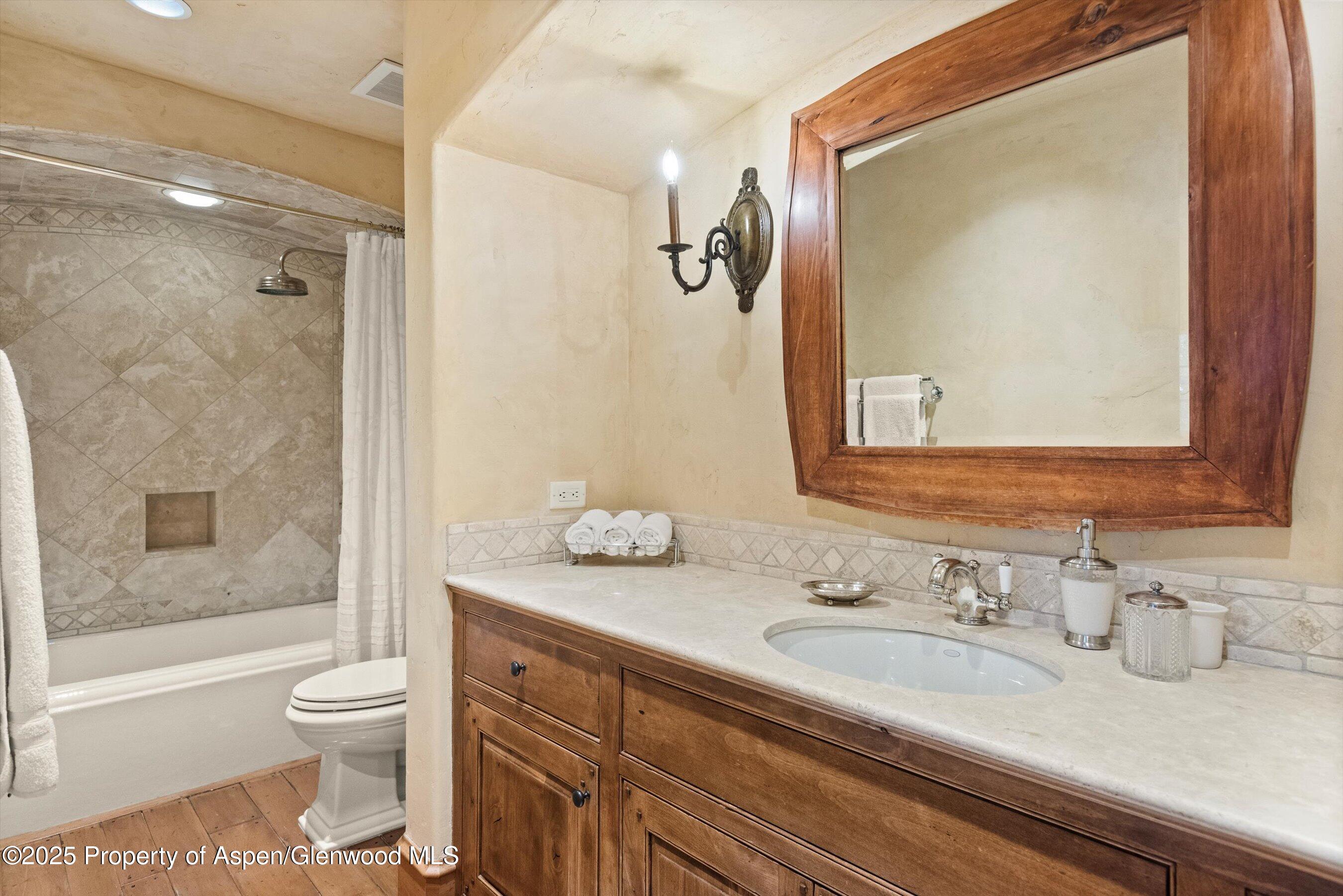 188091 Property Photo 13