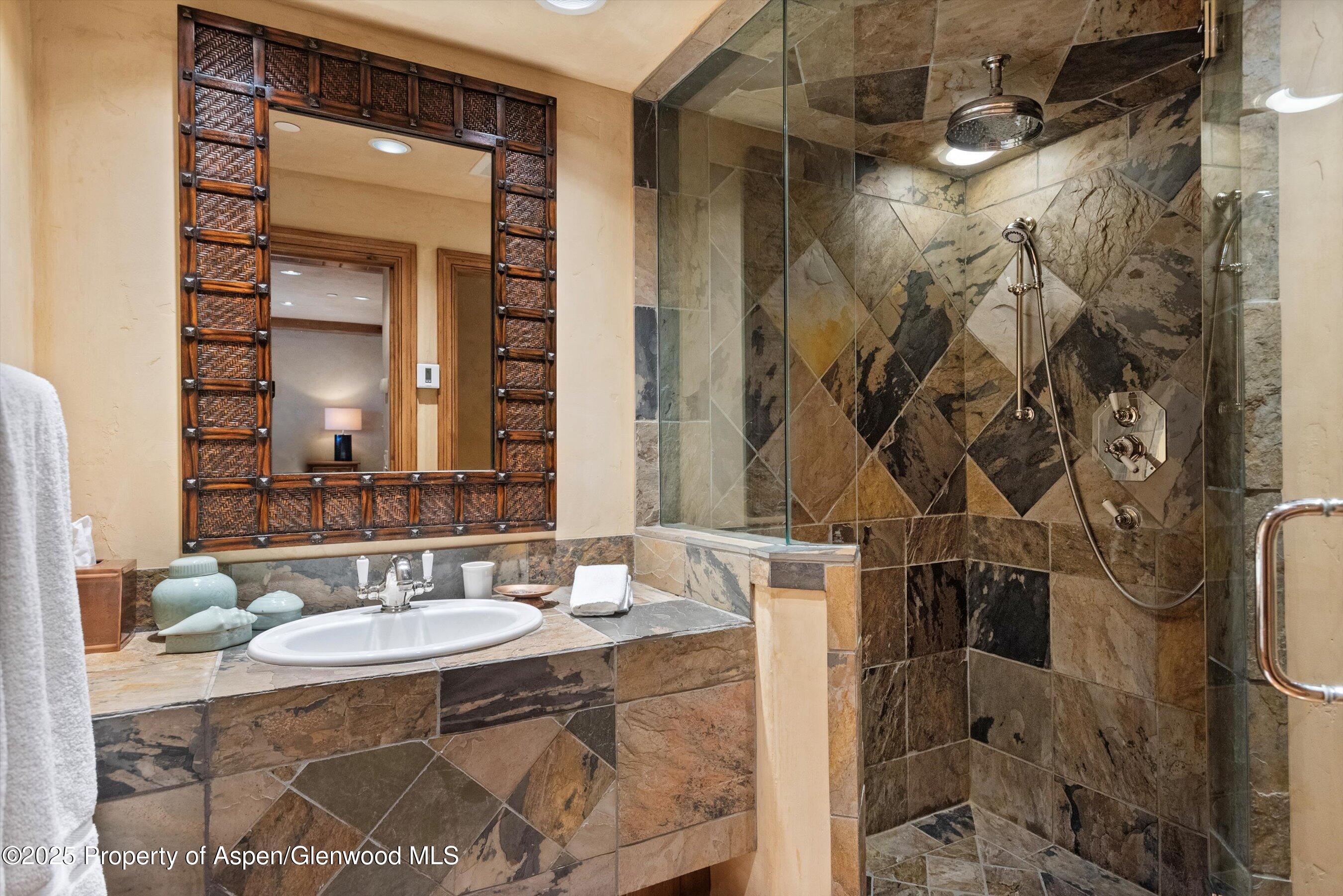 188091 Property Photo 15
