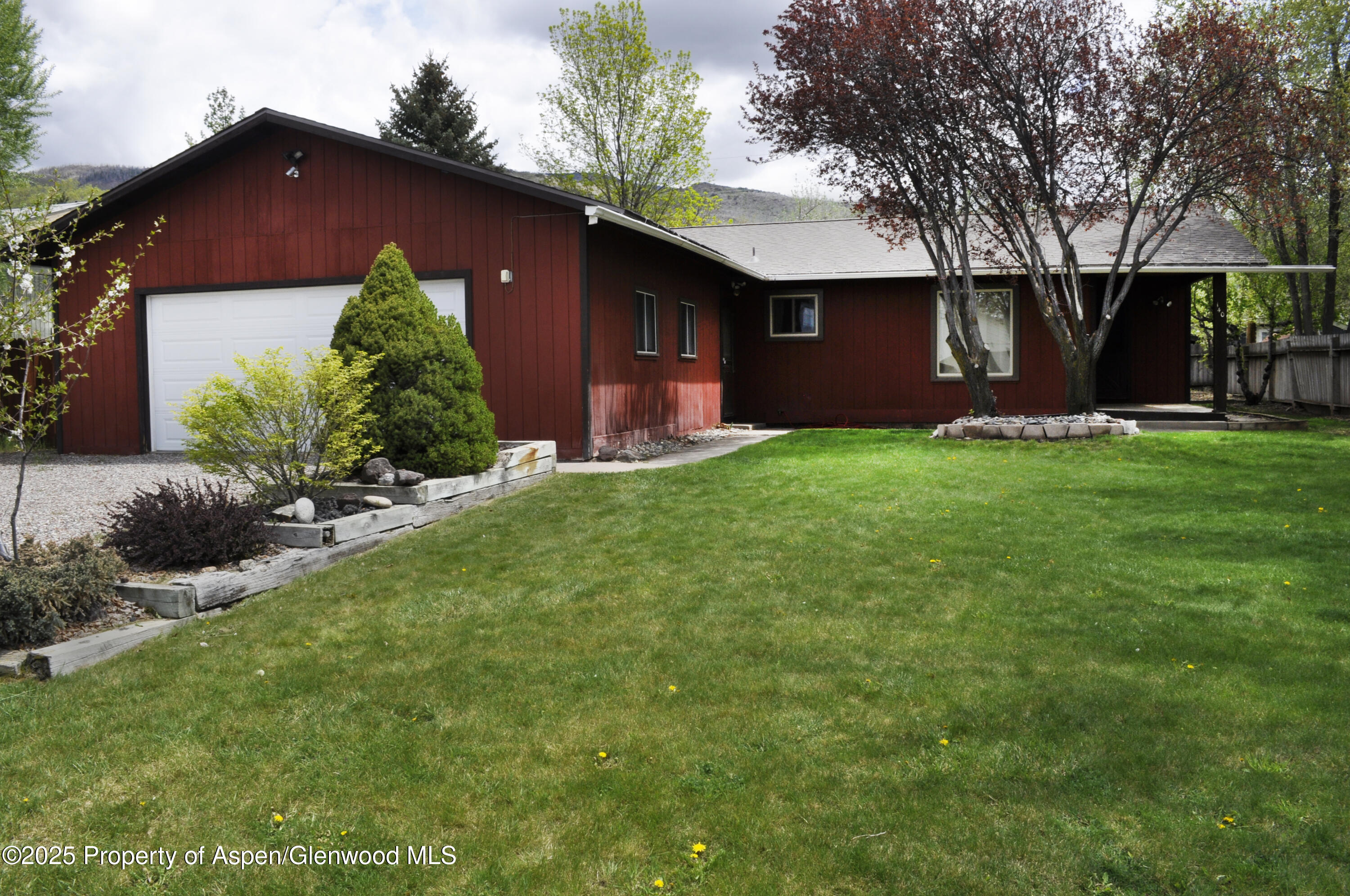 140 Arapahoe Property Photo 1