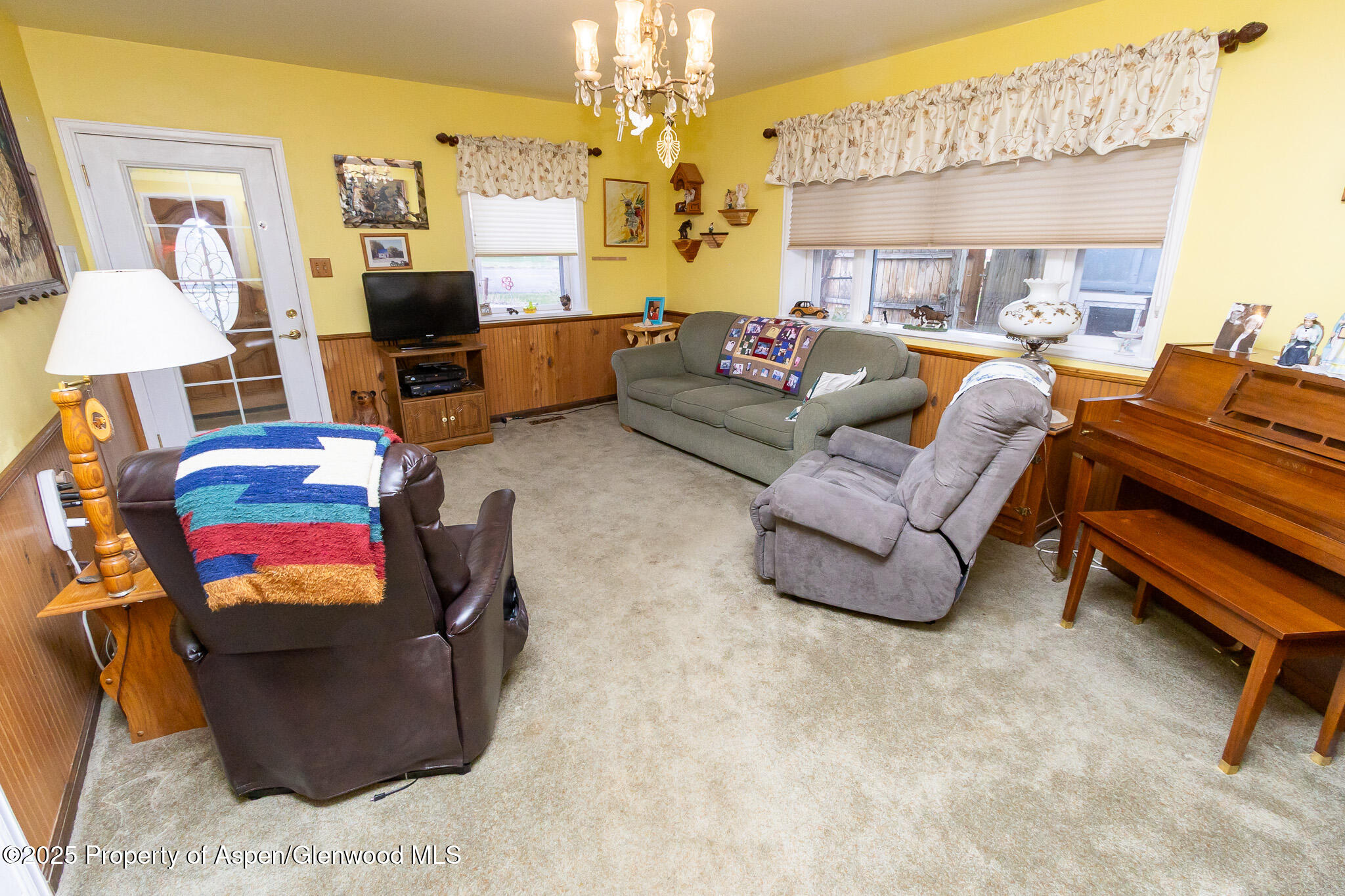 1220 Main Street Property Photo 5