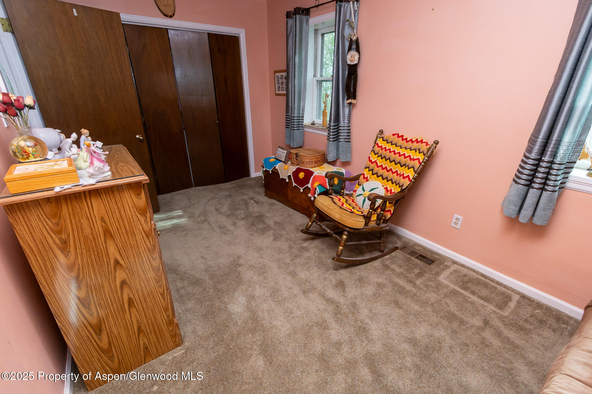 1220 Main Street Property Photo 12