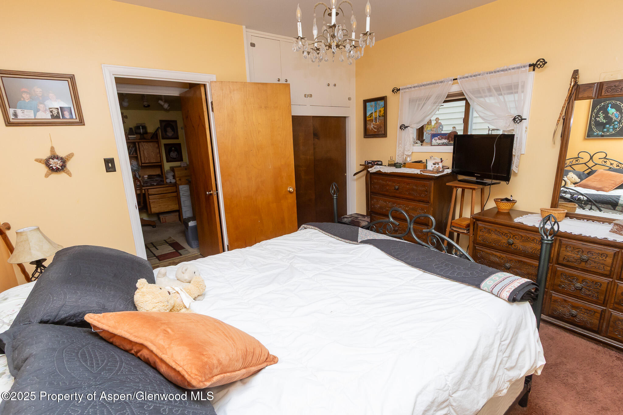 1220 Main Street Property Photo 16