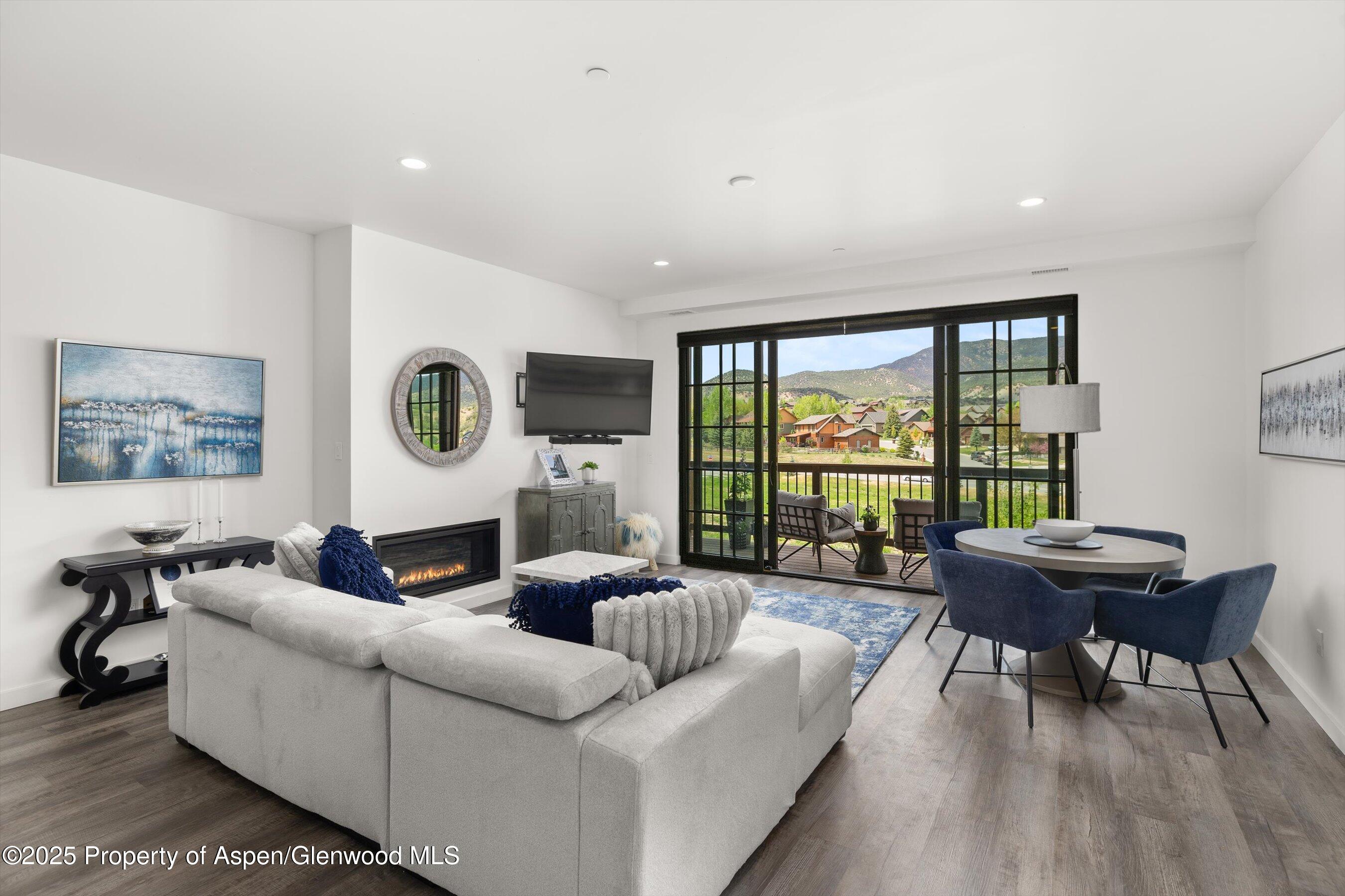 603 Little Cloud Property Photo 6