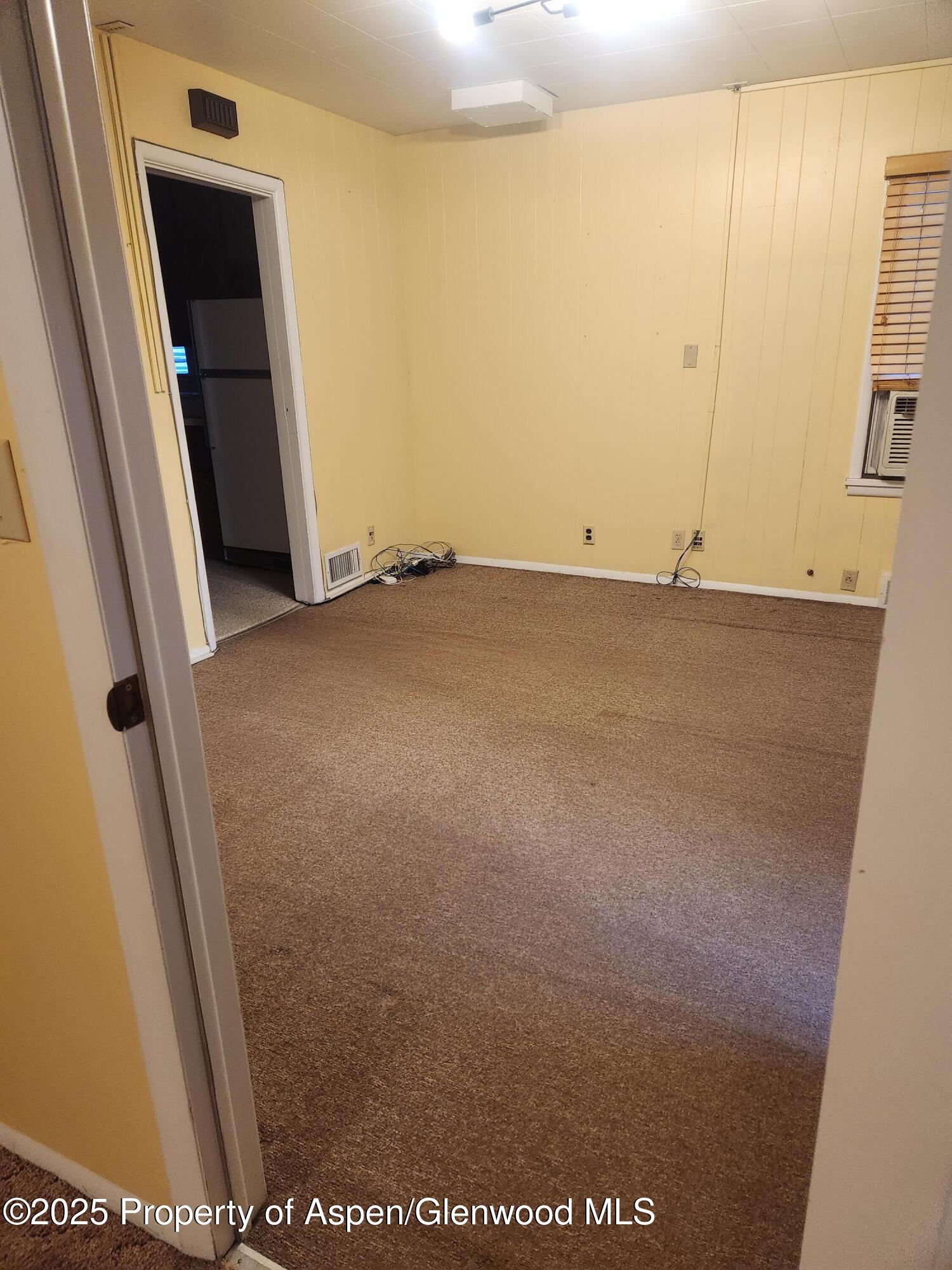758 Railroad Avenue Property Photo 9