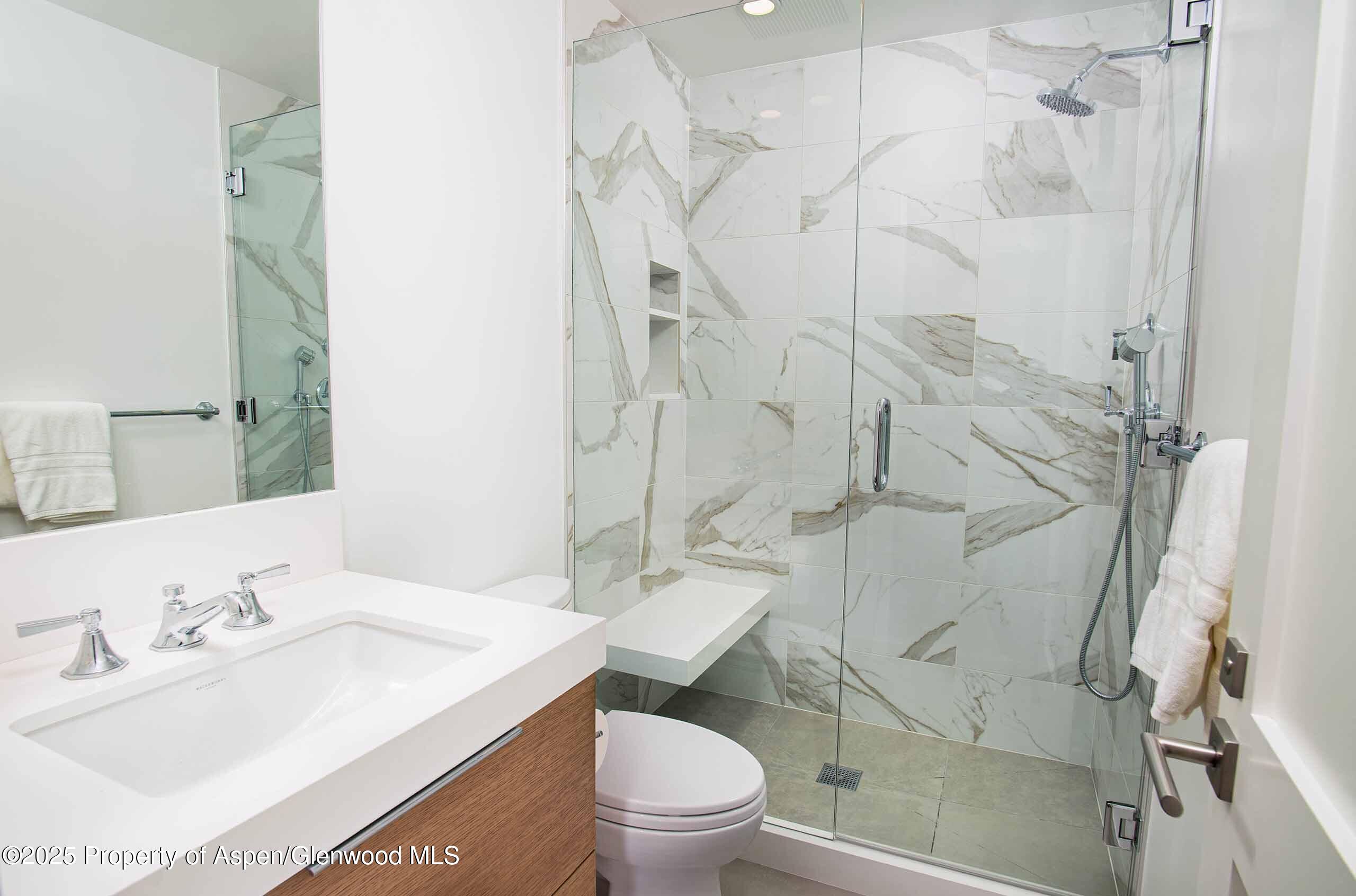1018 E Hyman Avenue Unit 1 Property Photo 14