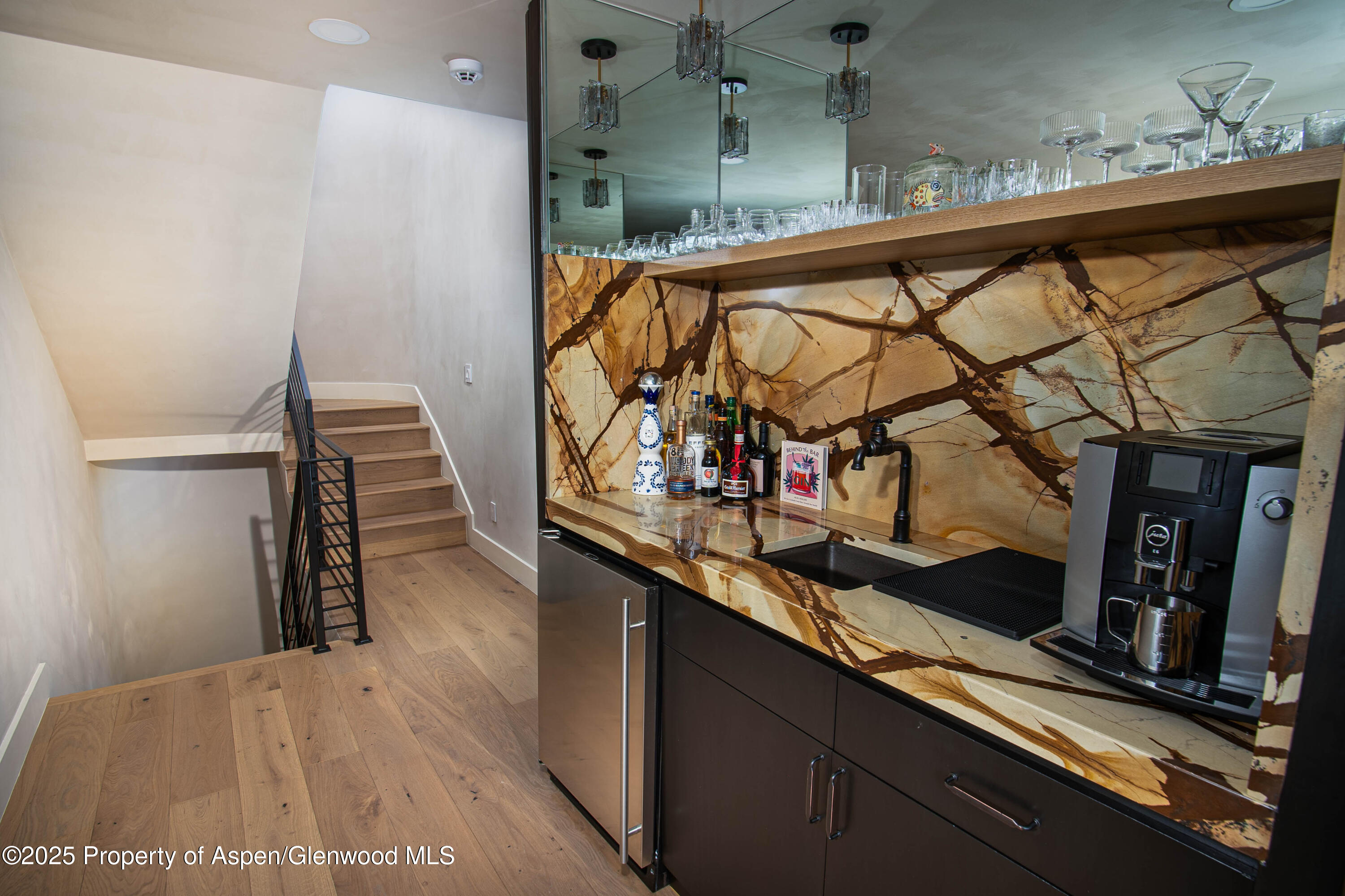 306 Edgewood Lane Property Photo 10