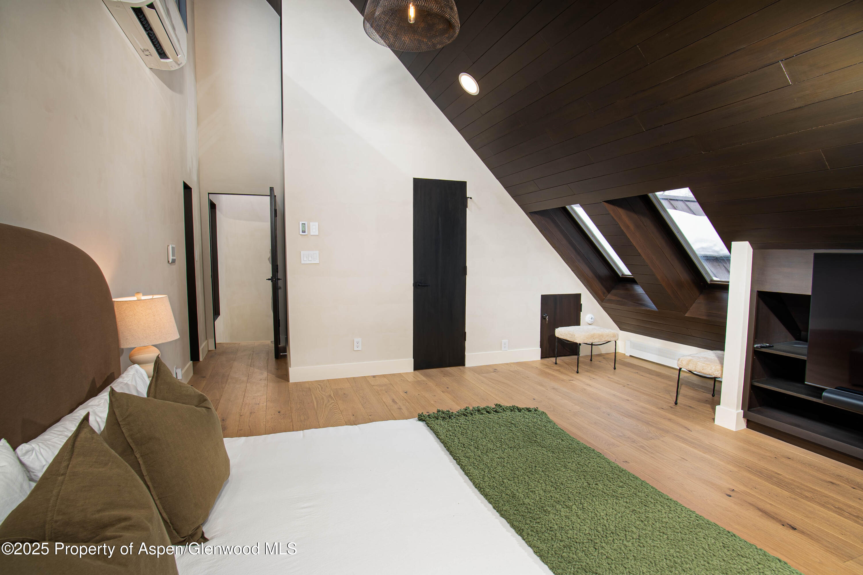 306 Edgewood Lane Property Photo 13