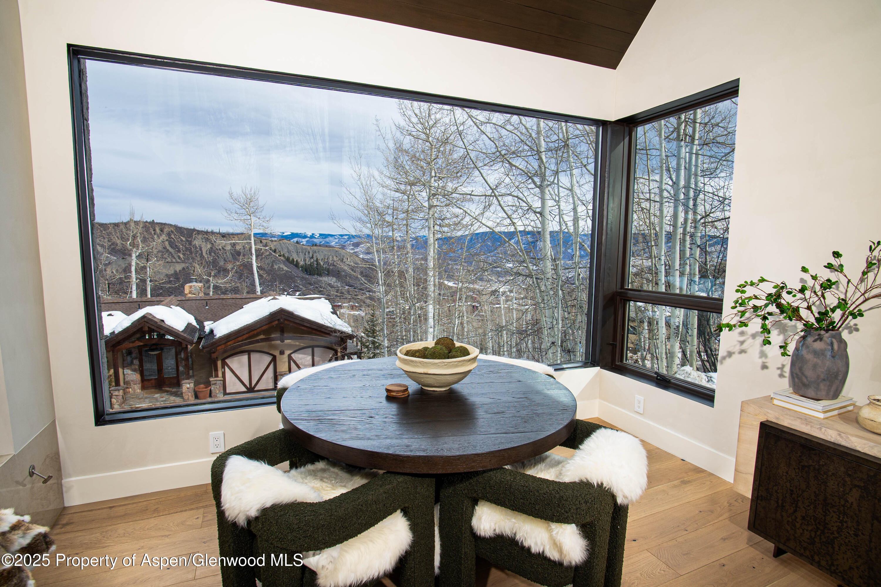 306 Edgewood Lane Property Photo 31