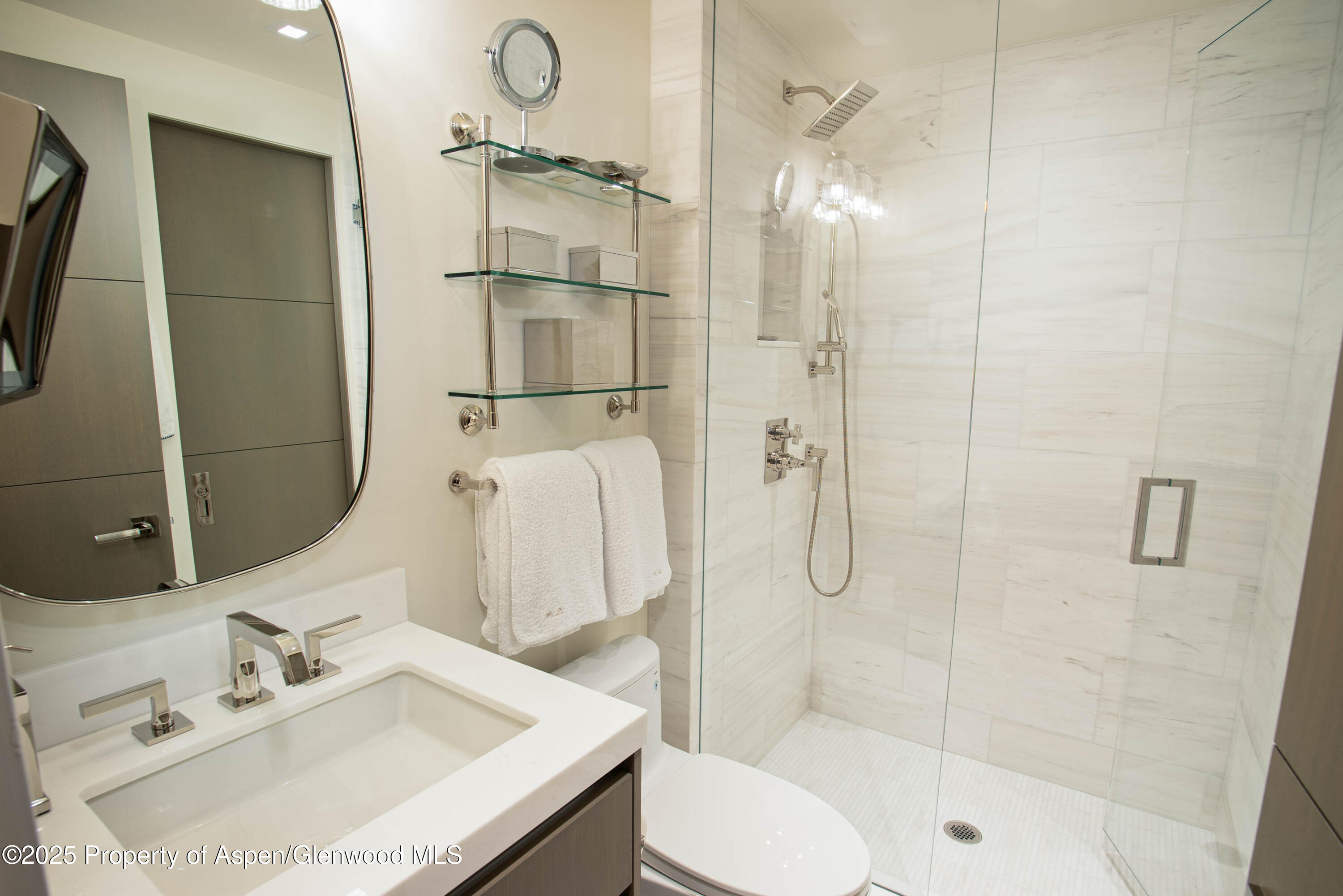 555 E Durant Avenue 3c Property Photo 15