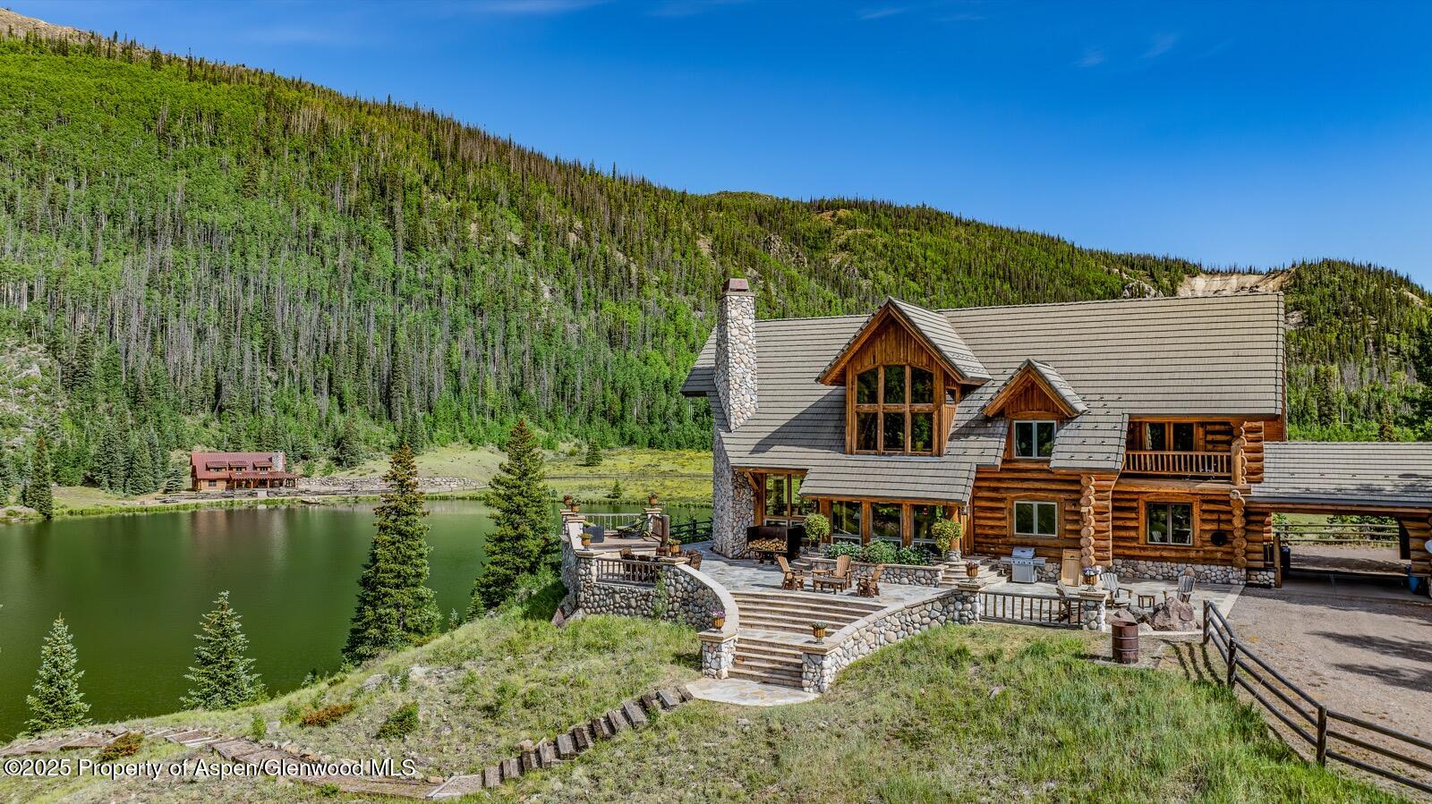 2418 Usfs Rd 526