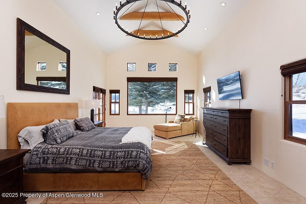 661 Green Meadow Drive Property Photo 3