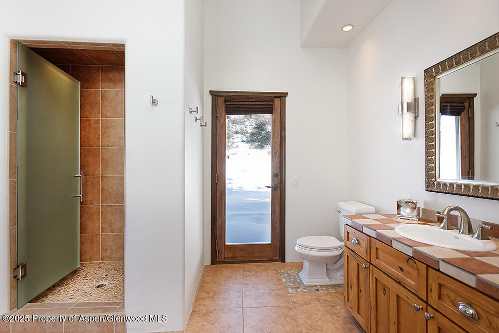661 Green Meadow Drive Property Photo 20