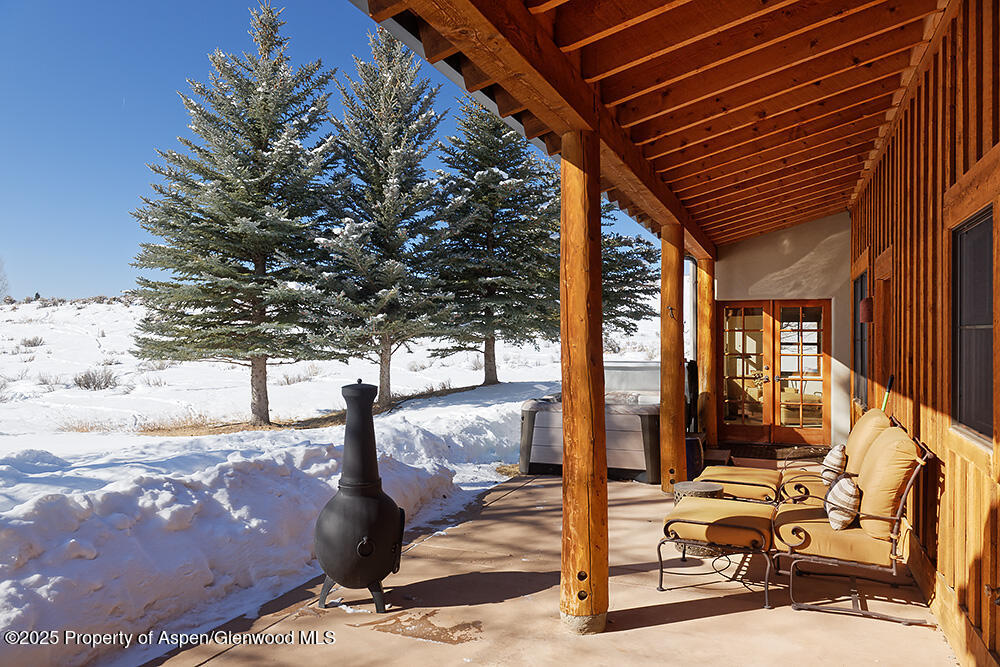 661 Green Meadow Drive Property Photo 25