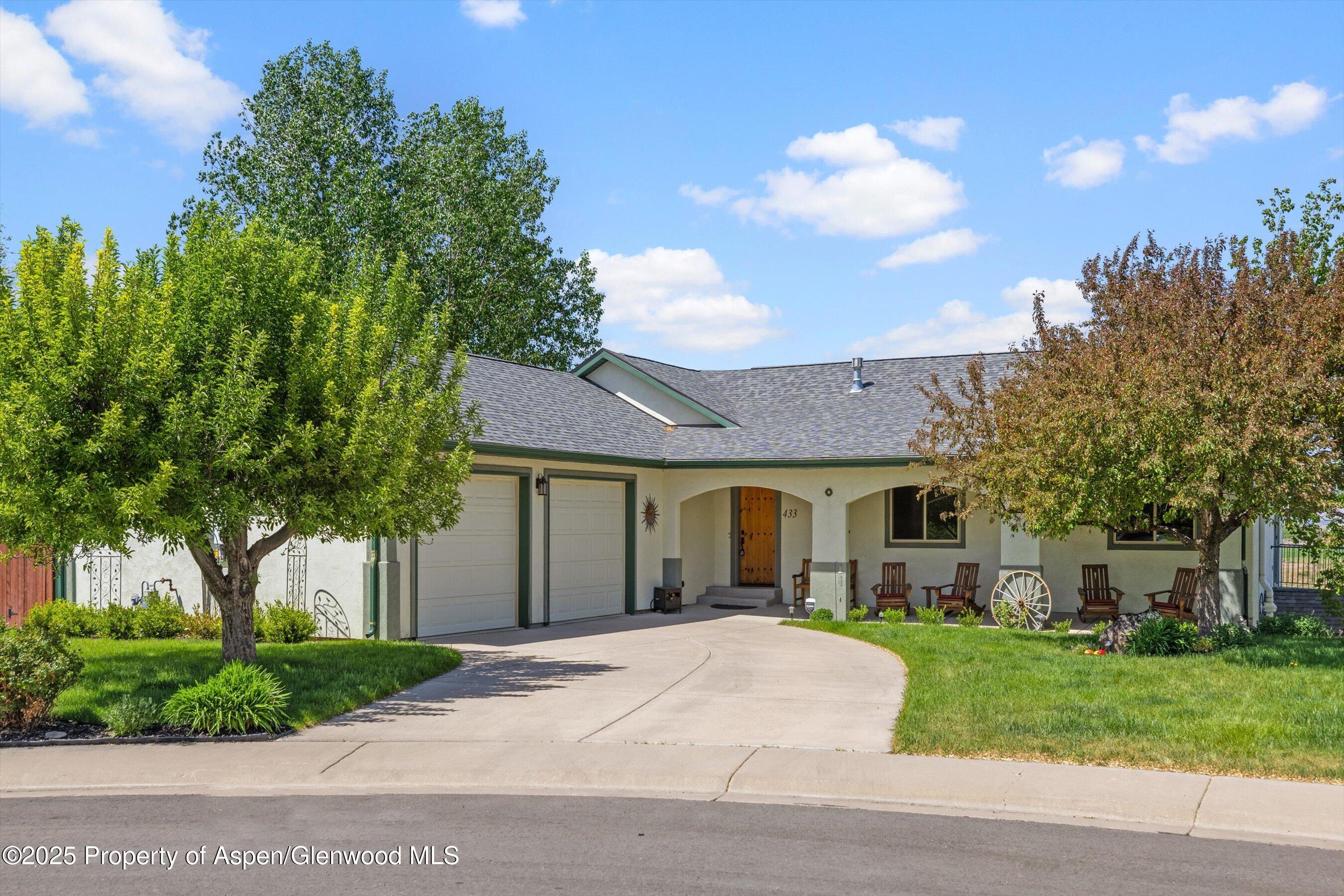 433 Eagles View Court Property Photo