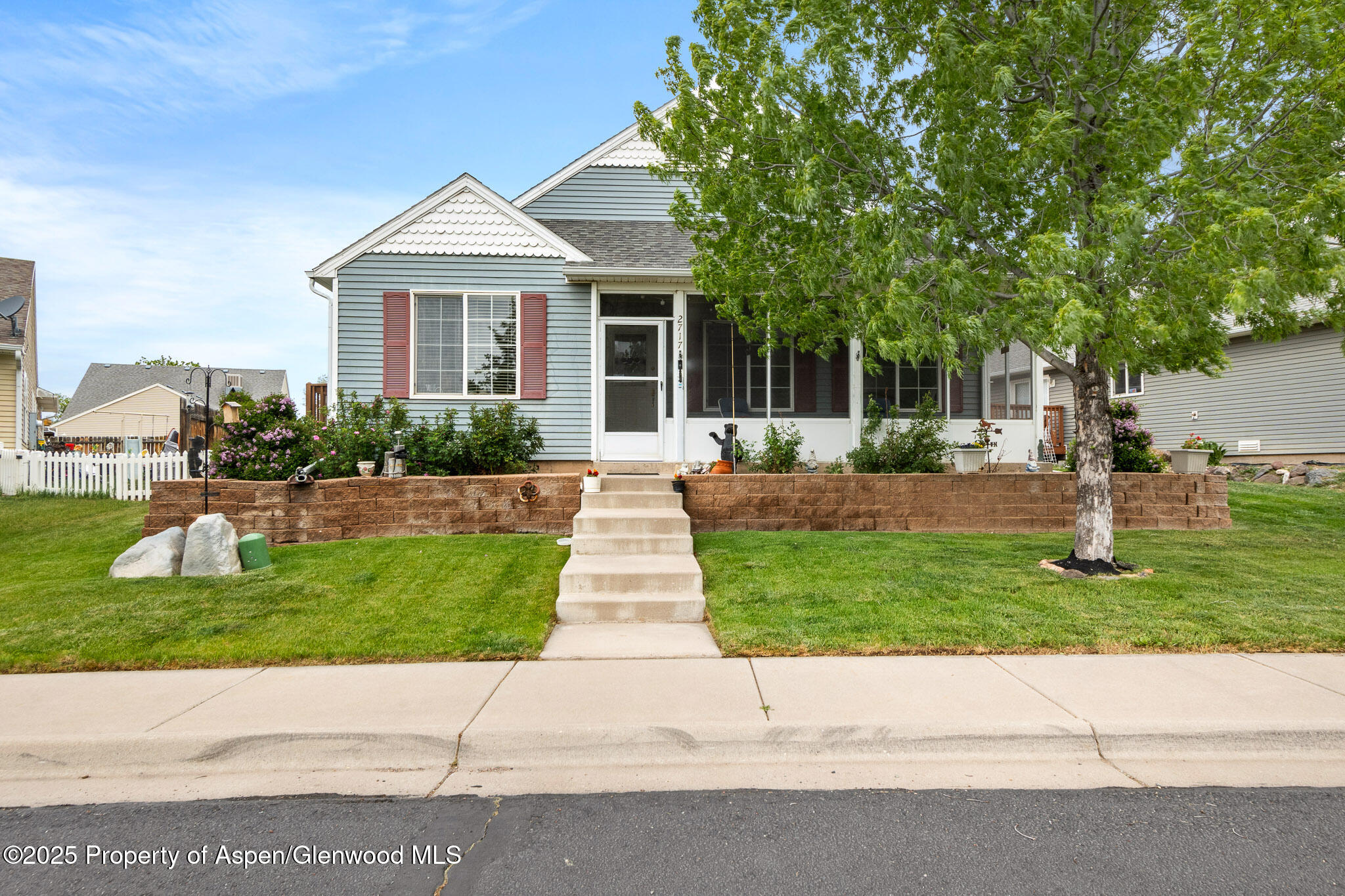 2717 Acacia Court Property Photo