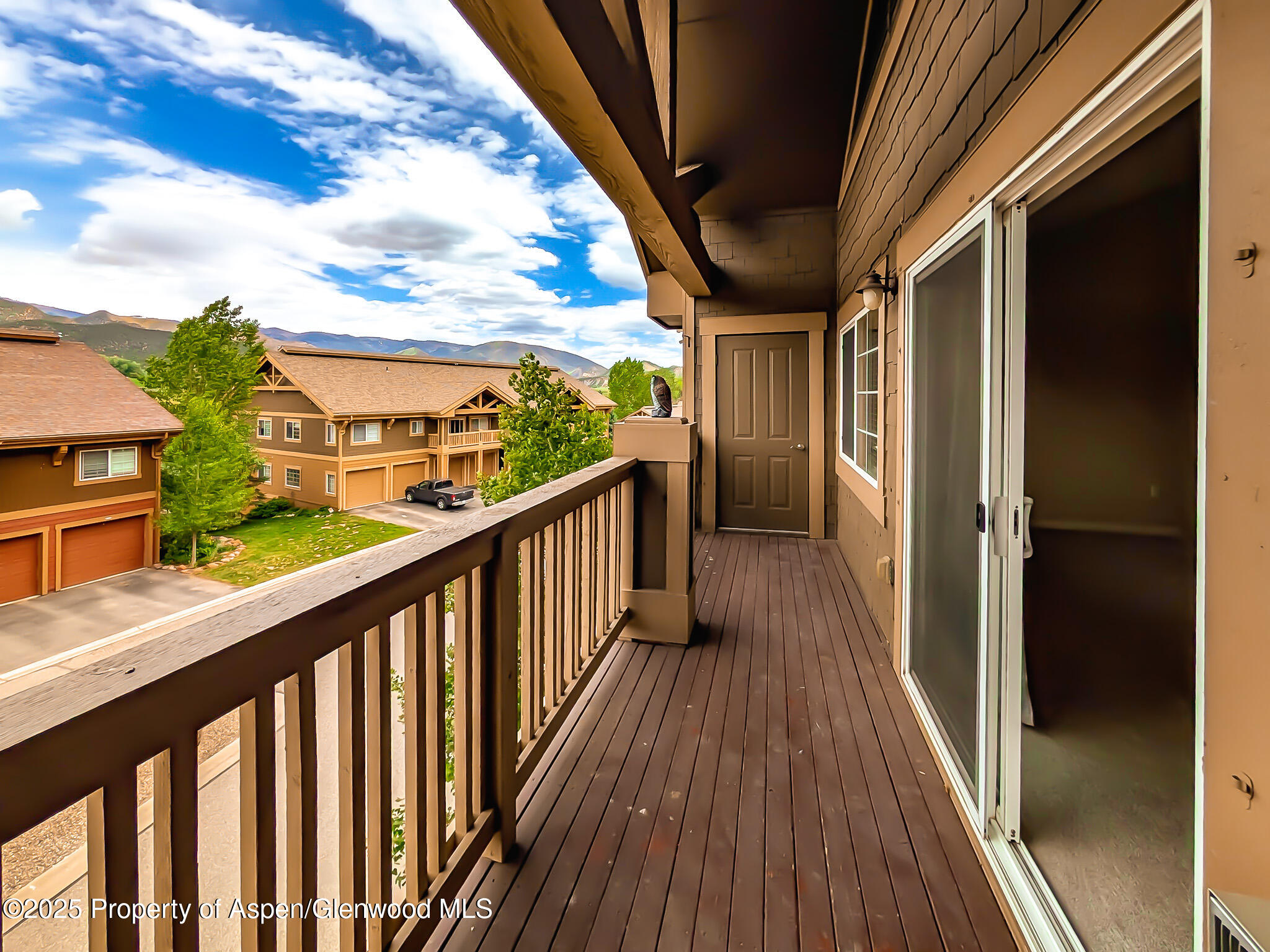 612 Riverview Drive, 808 Property Photo 1