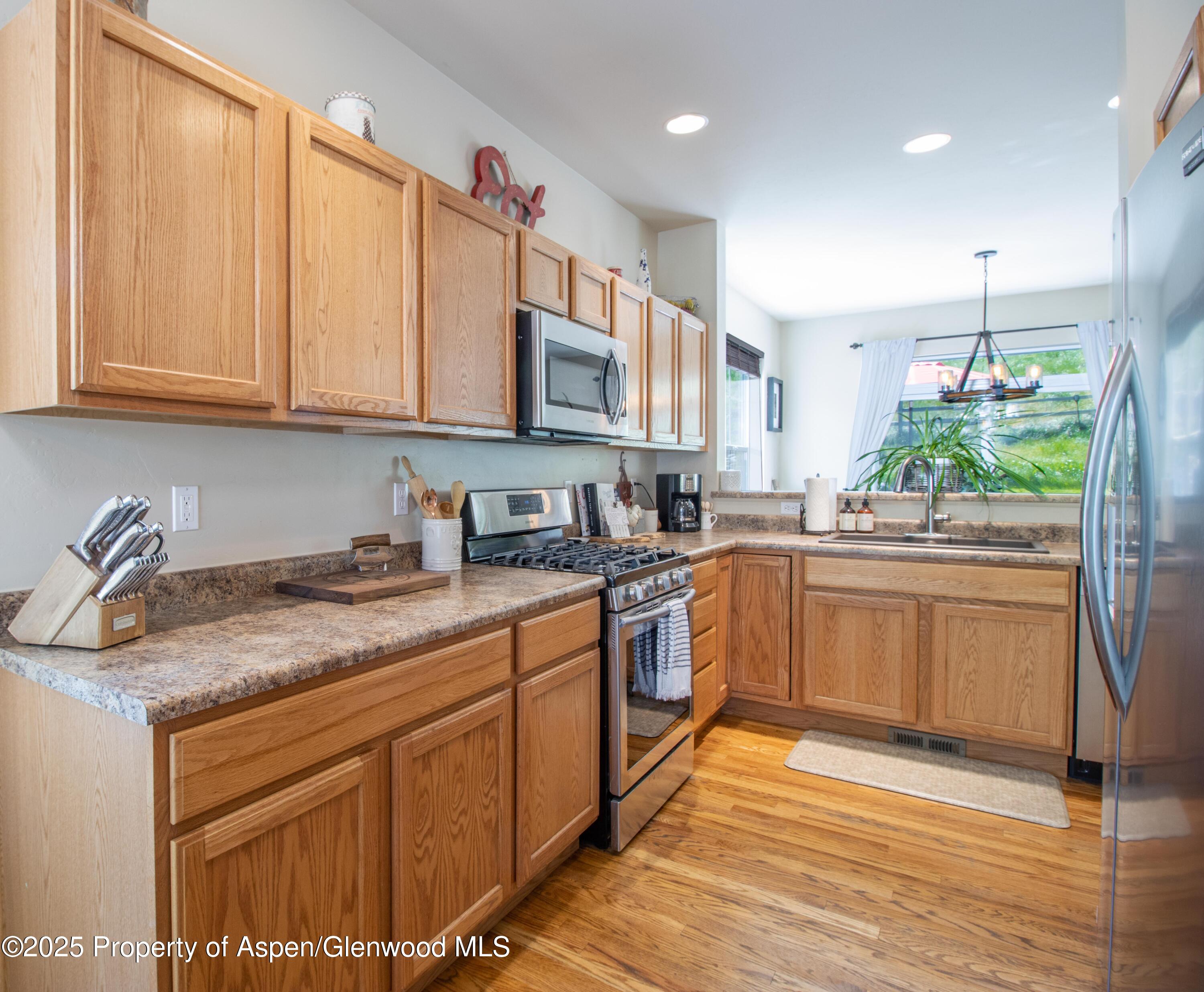 41 Red Cloud Court Property Photo 6
