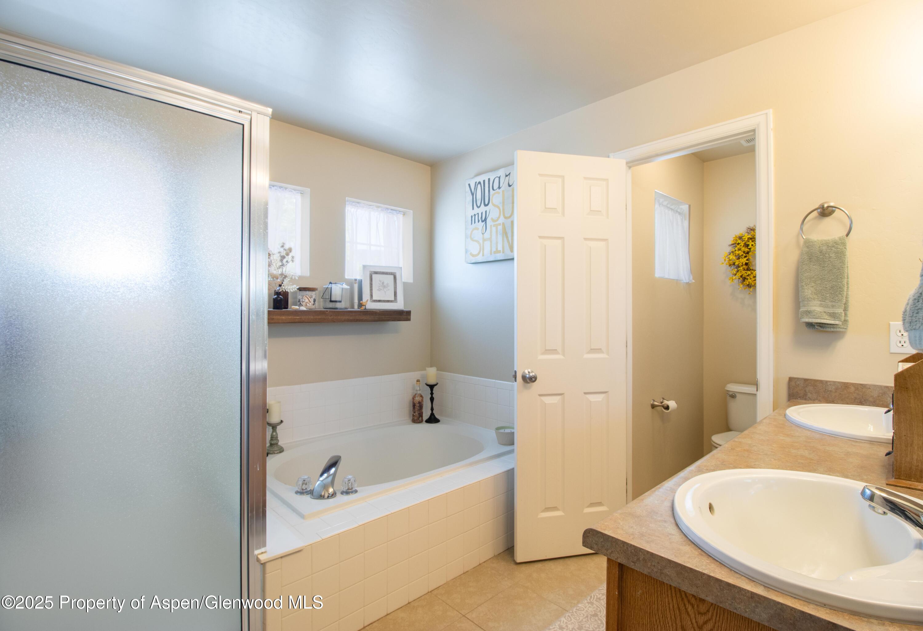41 Red Cloud Court Property Photo 11