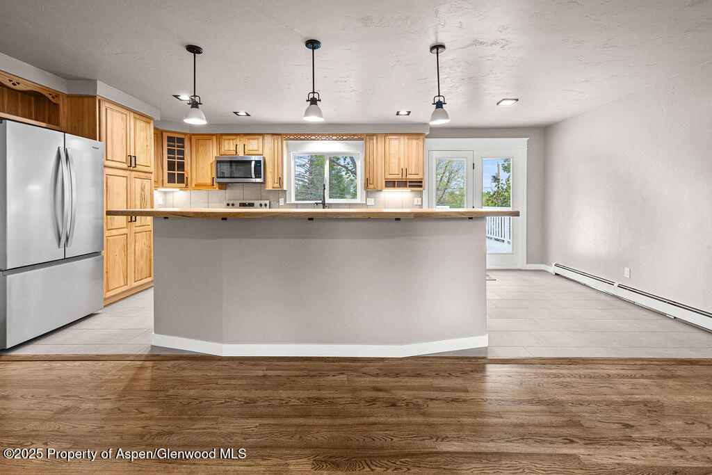 885 Stout Street Property Photo