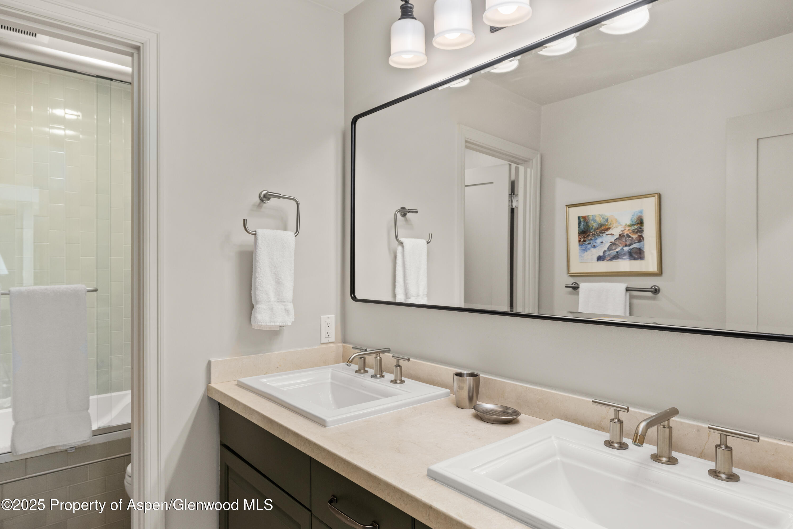 940 Waters Avenue, 309 Property Photo 12