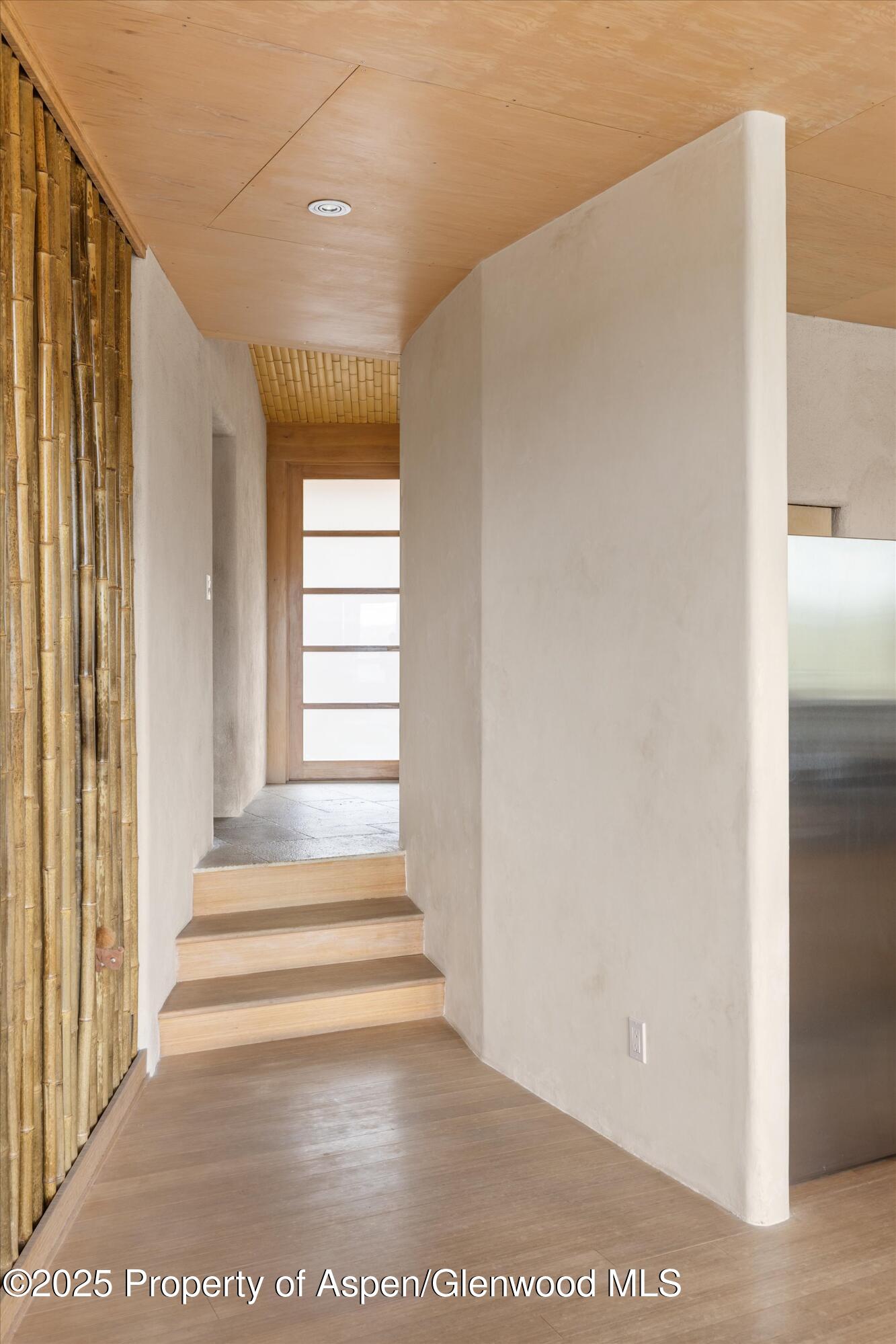 515 Park Circle Property Photo 5