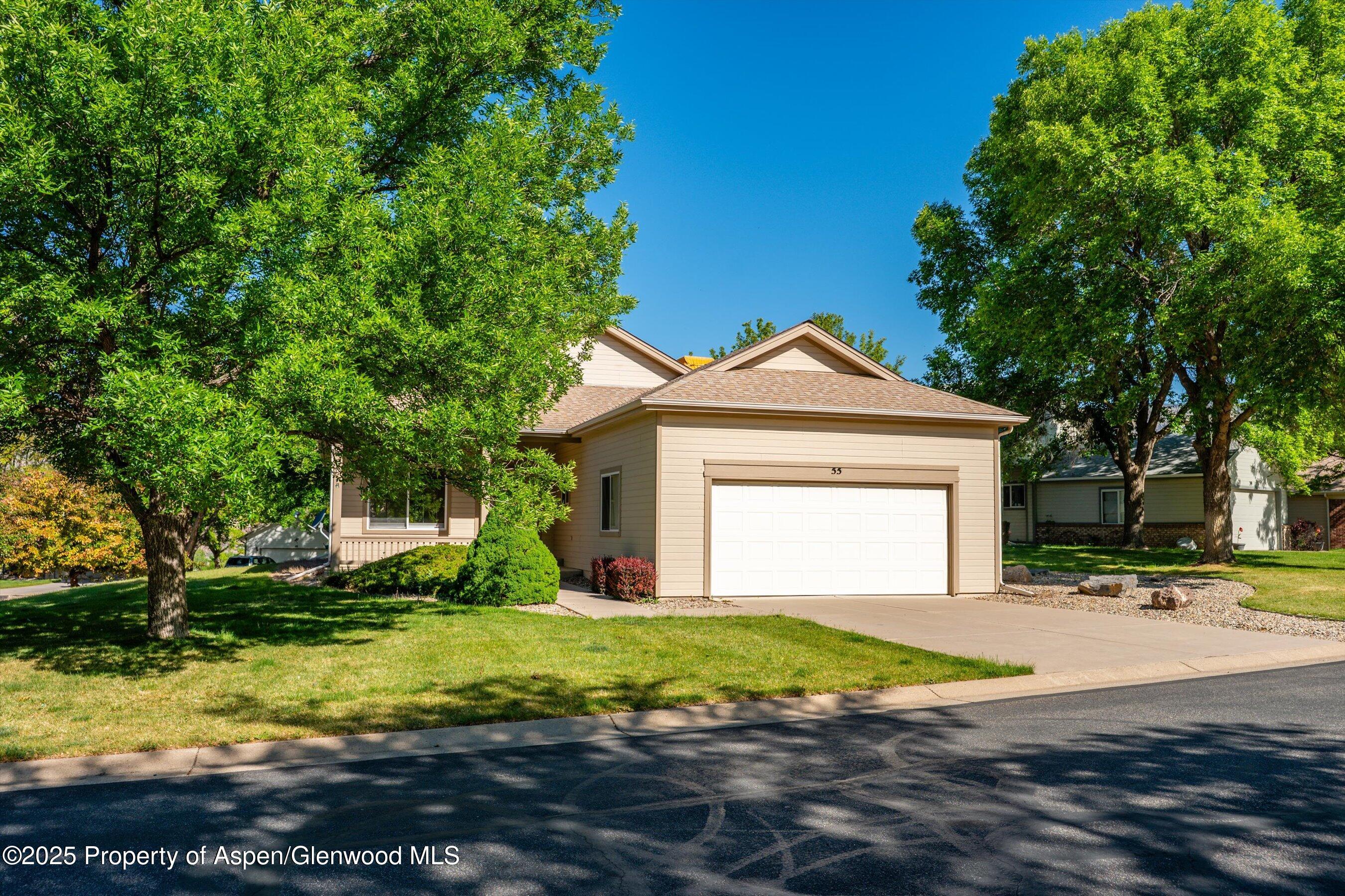 55 Limberpine Circle Property Photo 1
