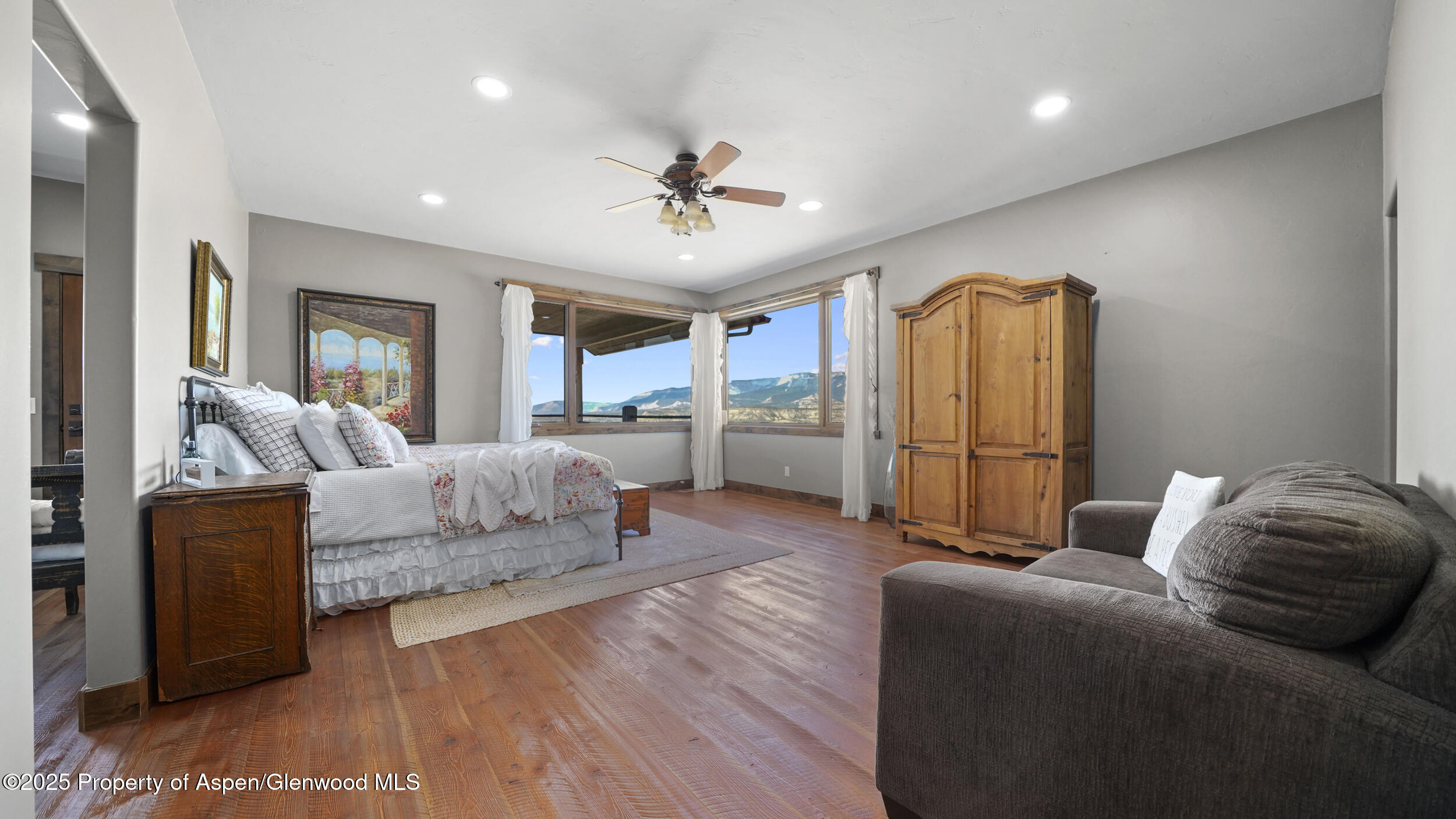 164 Booms Place Property Photo 11