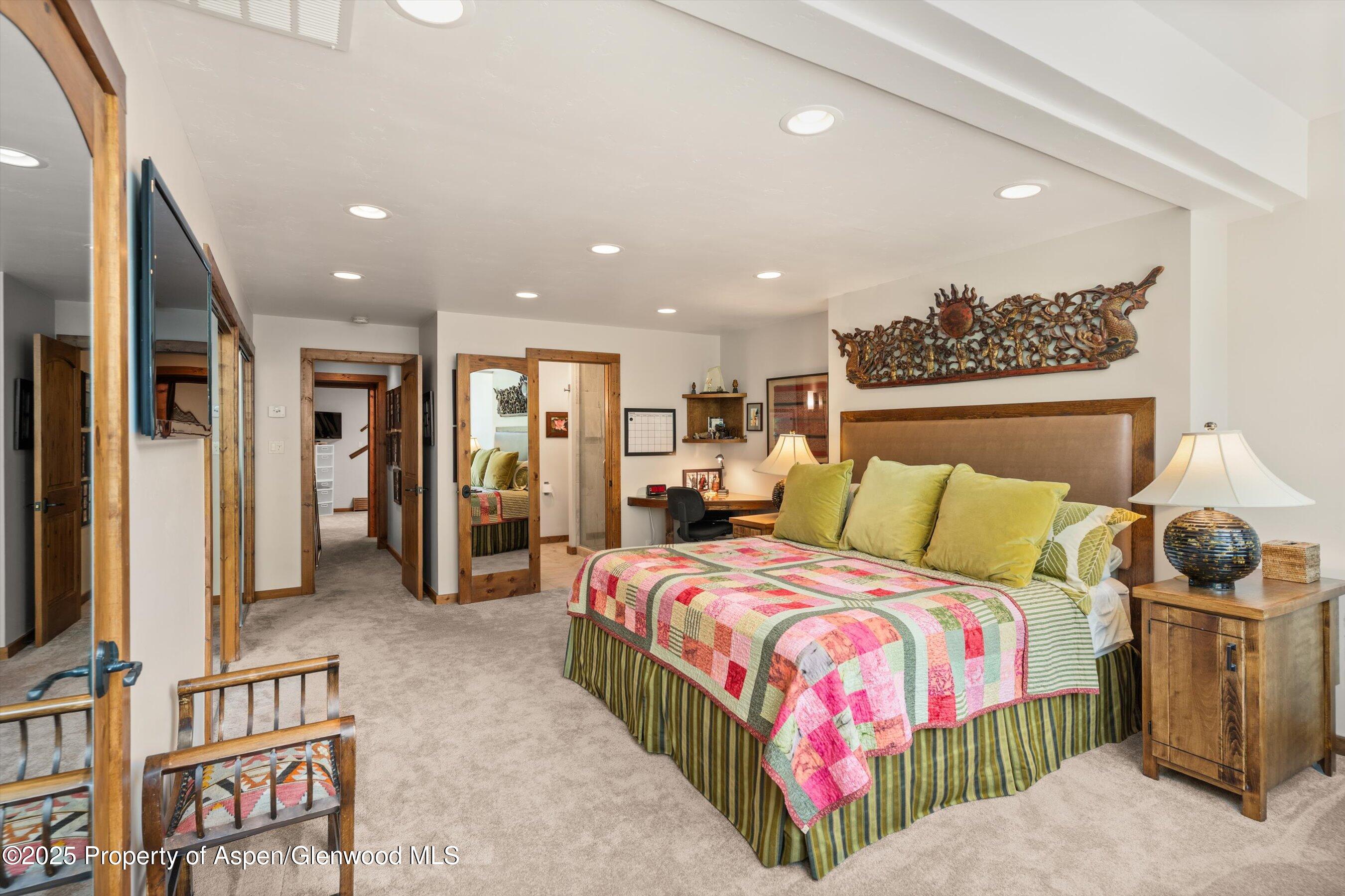 926 Waters Avenue, #203 Property Photo 16