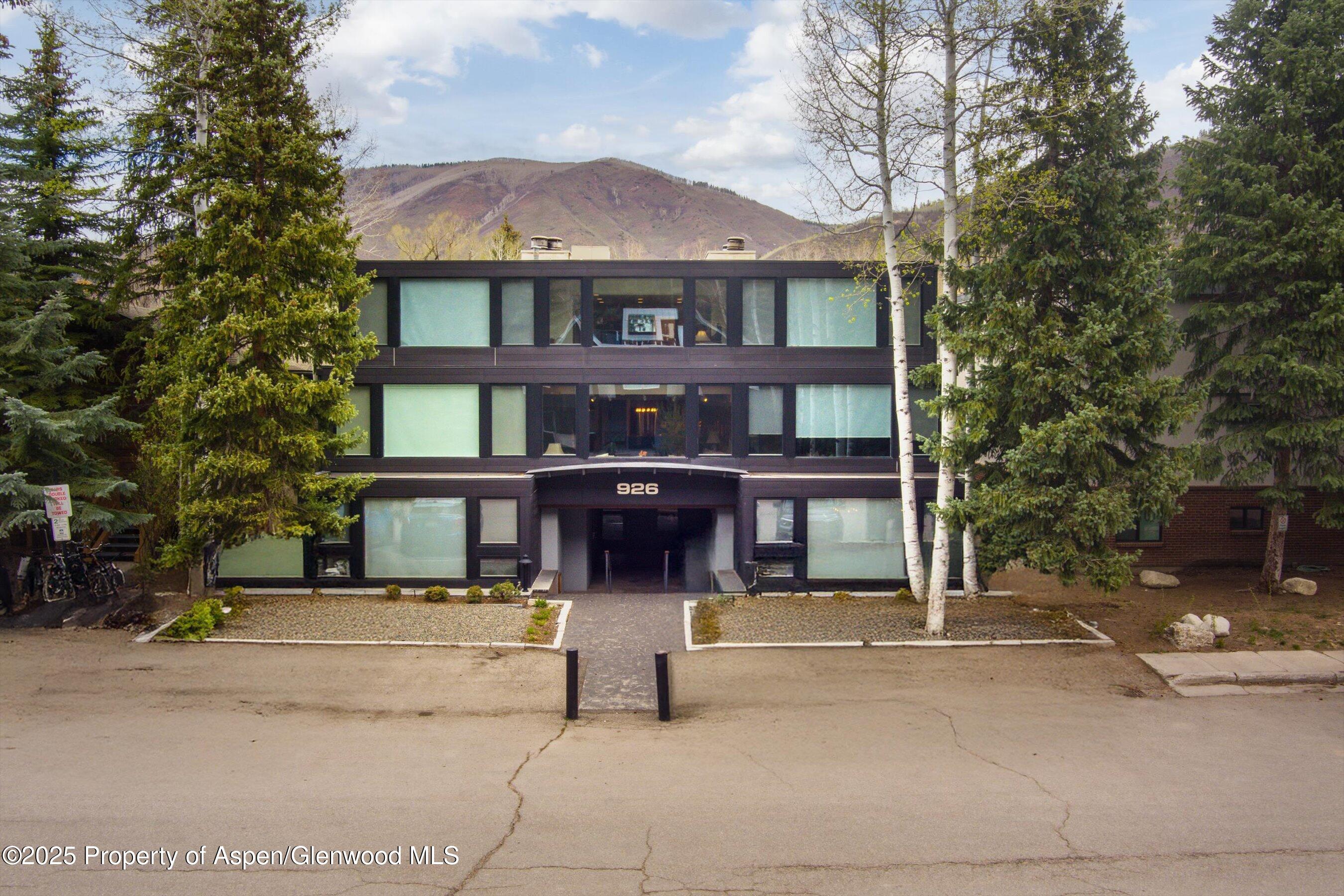 926 Waters Avenue, #203 Property Photo 22