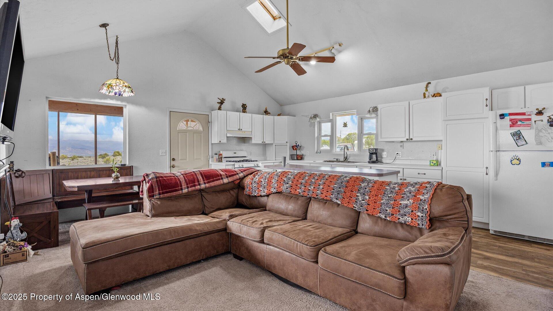 2051 Grass Mesa Road Property Photo 9