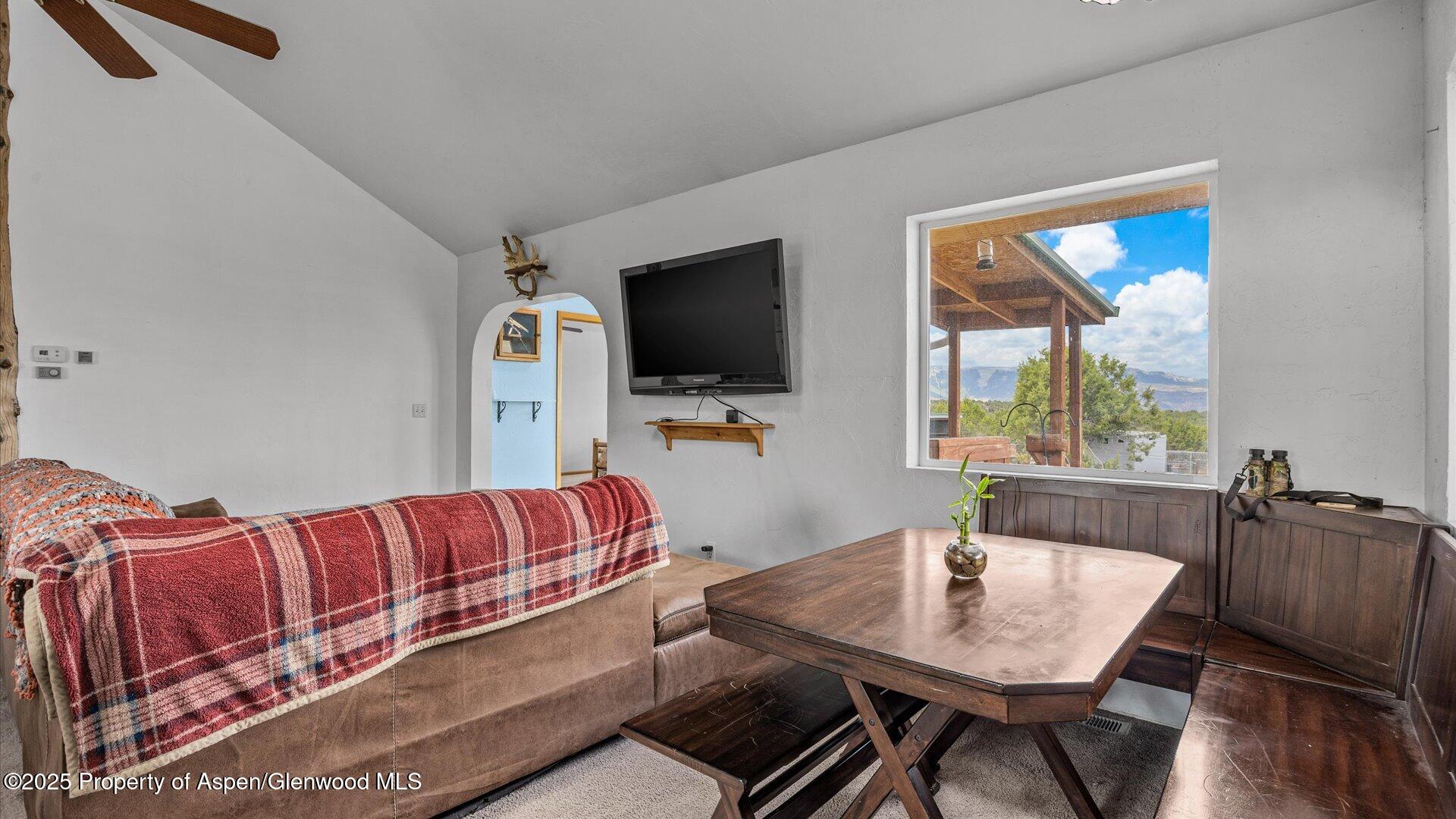 2051 Grass Mesa Road Property Photo 16