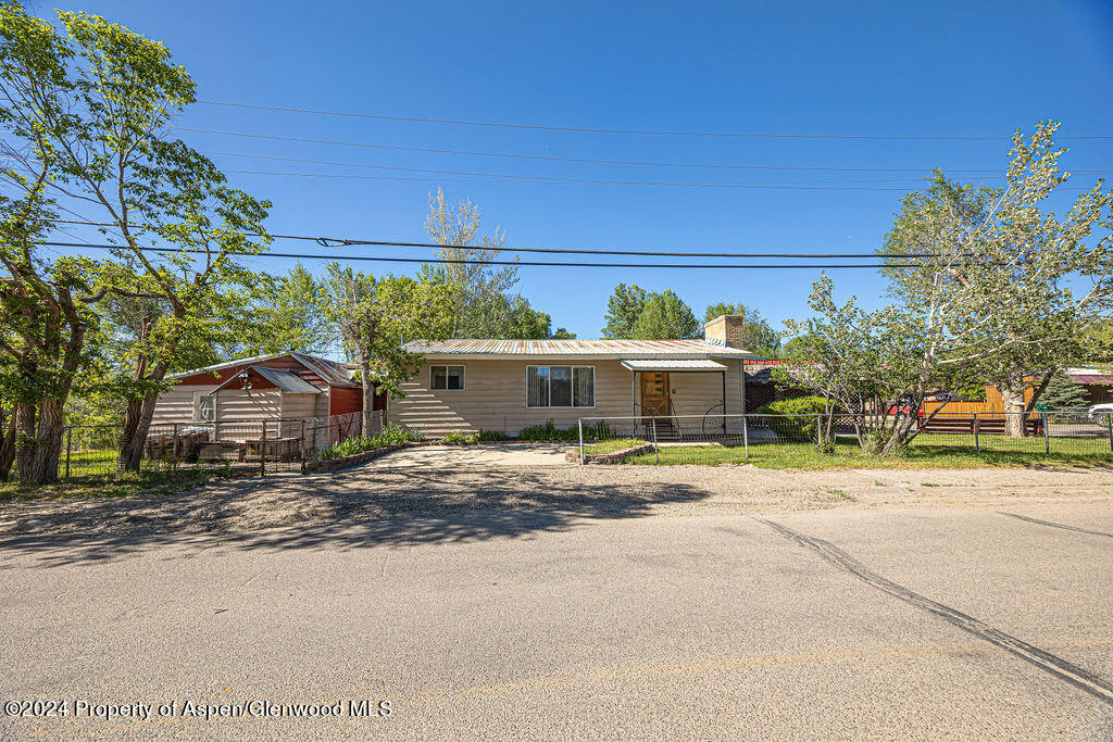 1008 Washington Street Property Photo 1