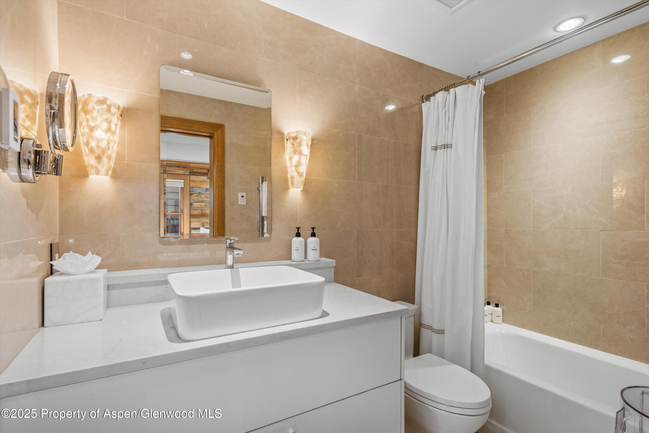 610 S West End Street, K102 Property Photo 14