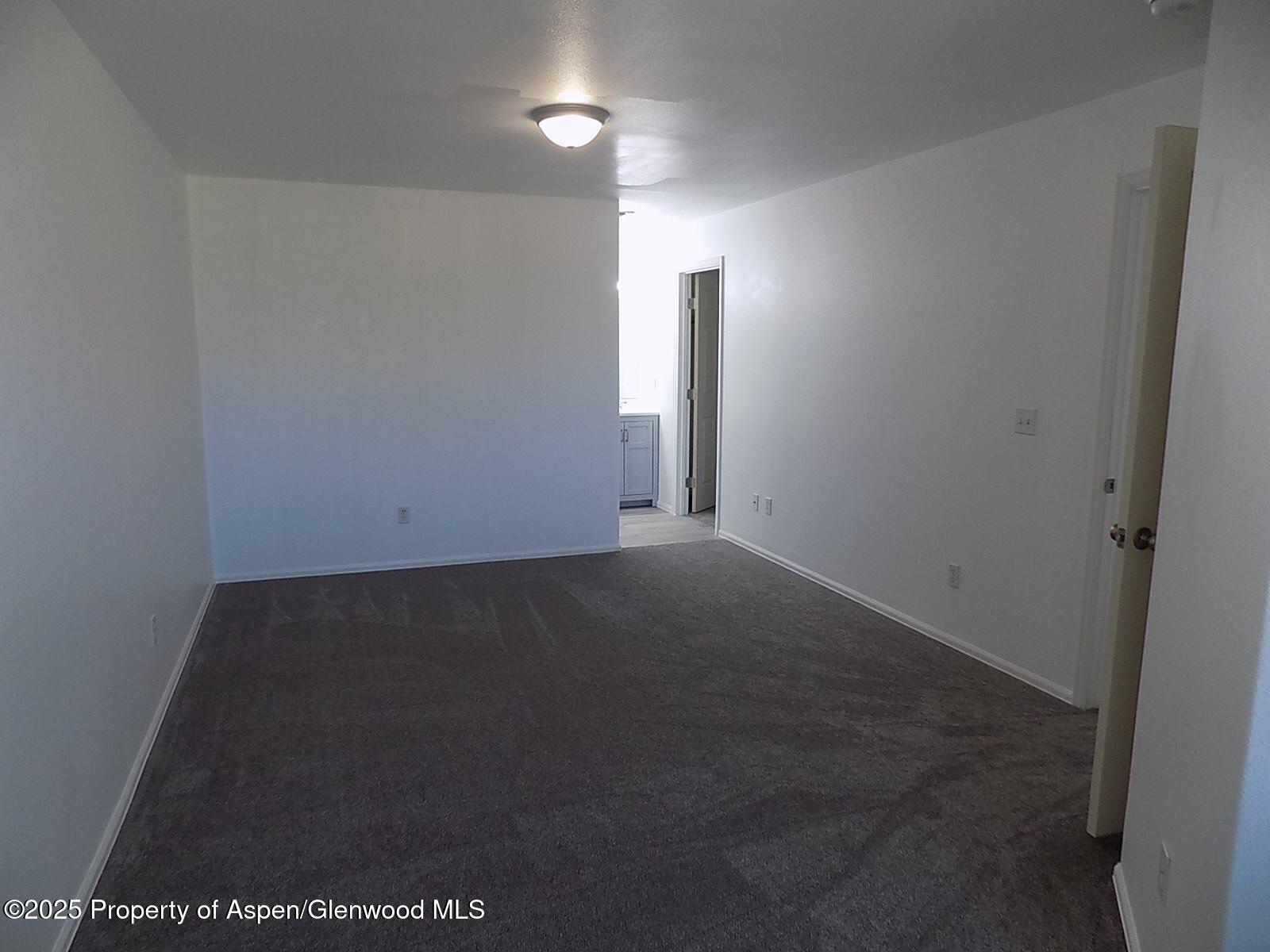 33 Angelica Circle Property Photo 6