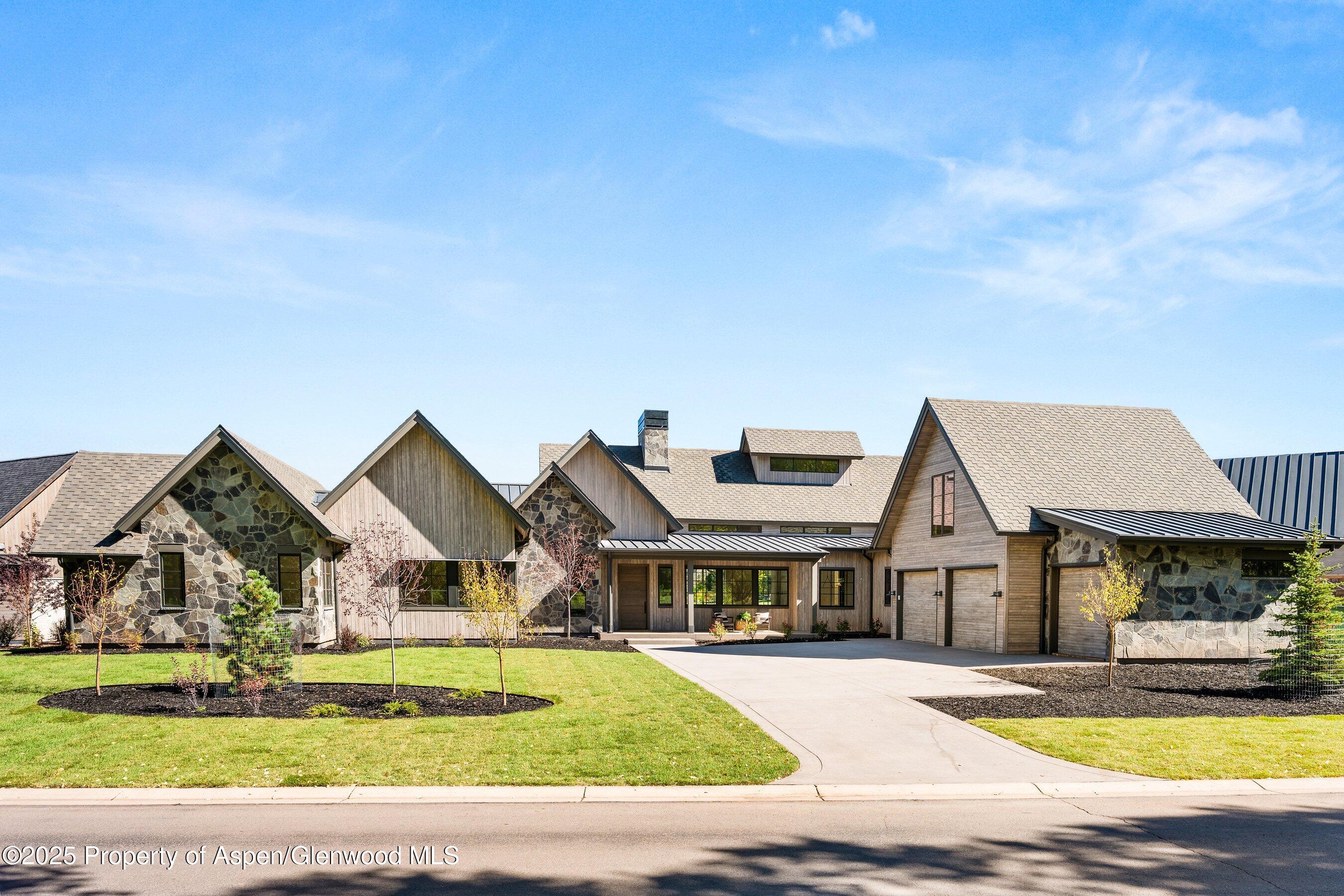 1042 Bald Eagle Way Property Photo 1