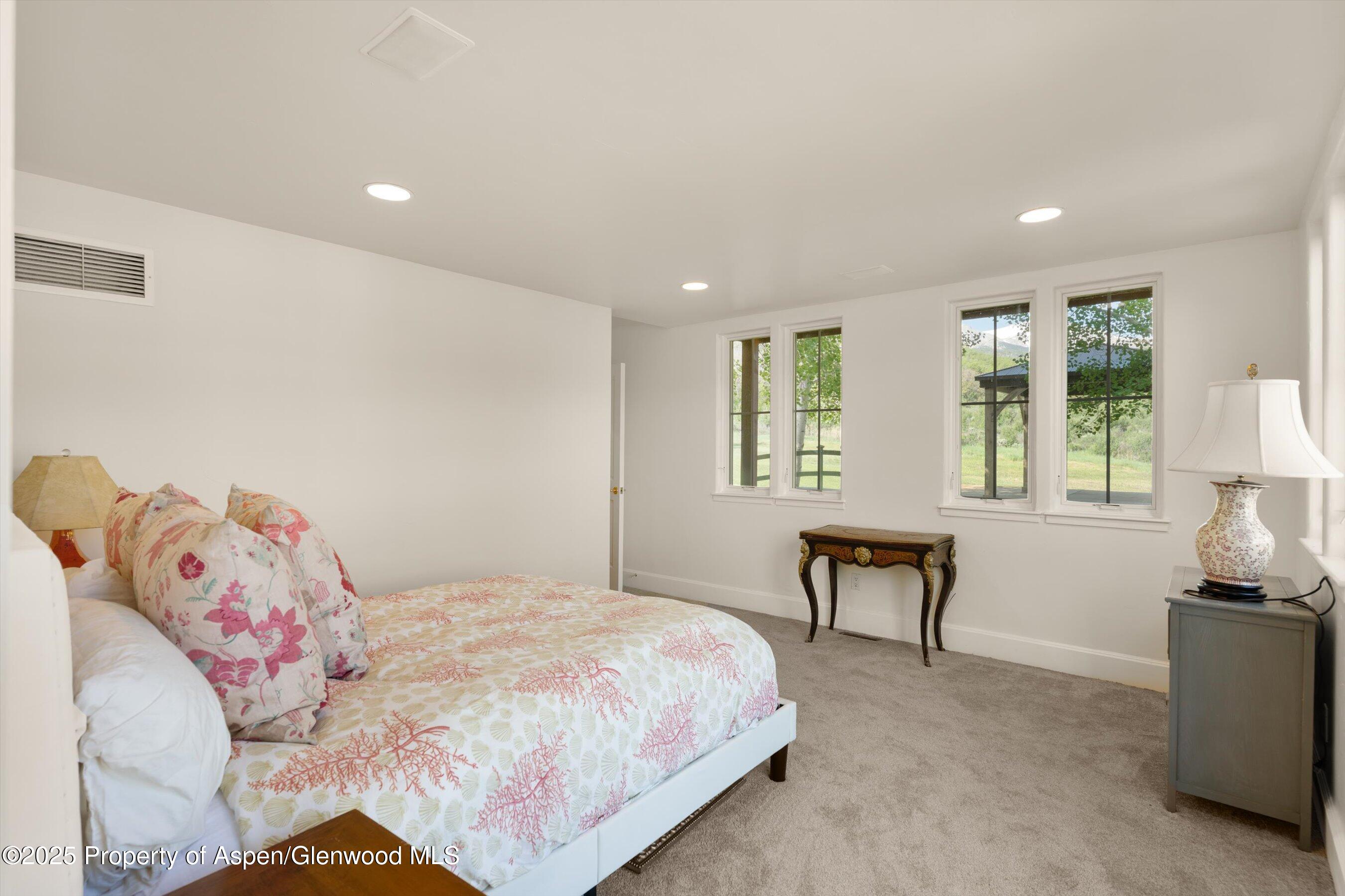 2240 Old Herron Road Property Photo 18