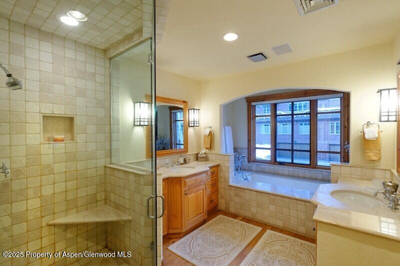 835 E Cooper Avenue 4 Property Photo 8