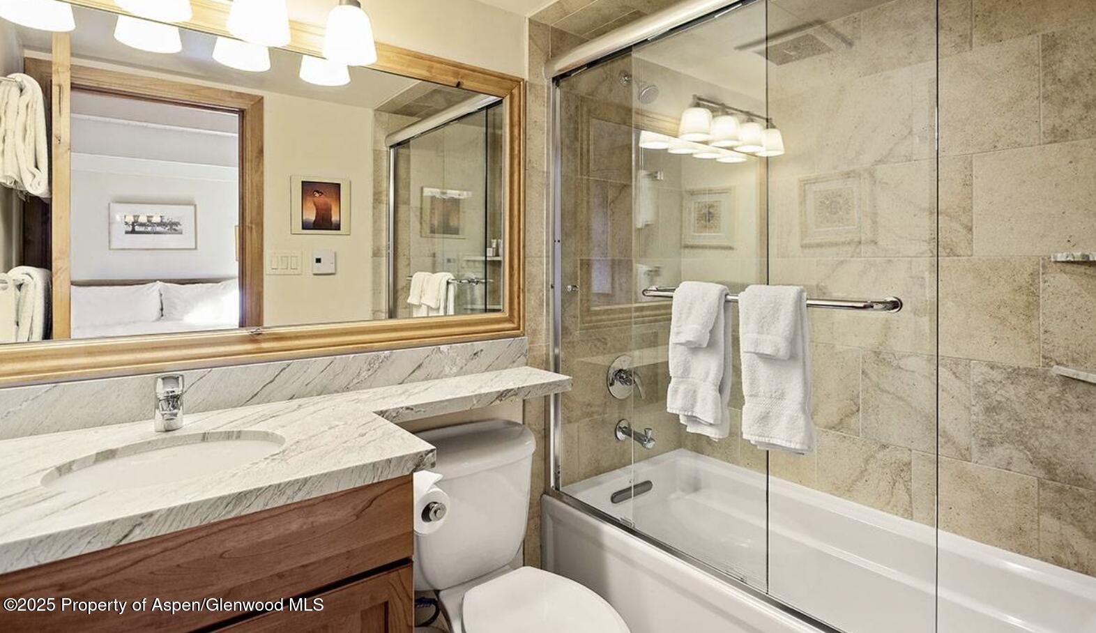 901 E Hyman Avenue 13 Property Photo 12