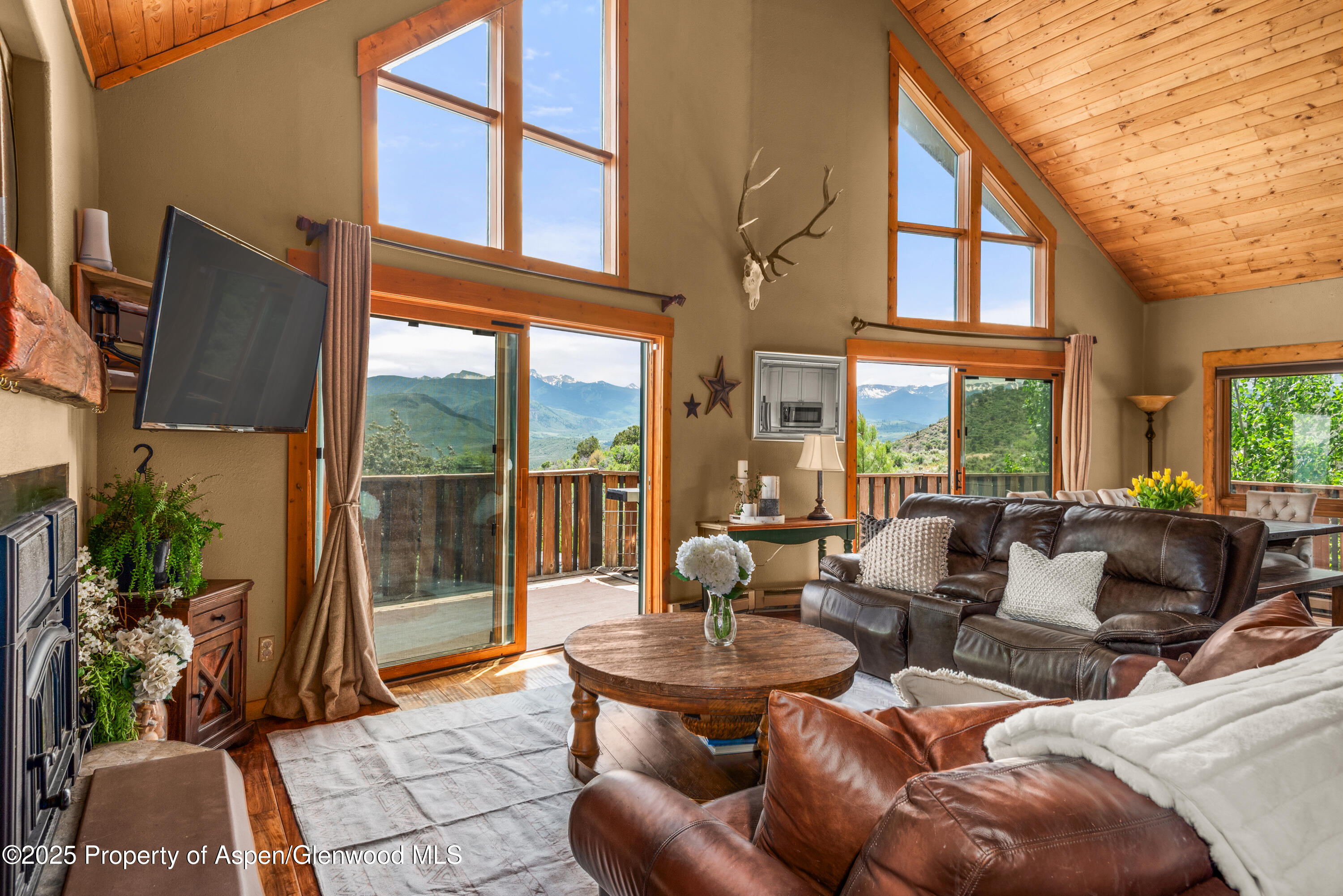 614 Light Hill Road Property Photo 2
