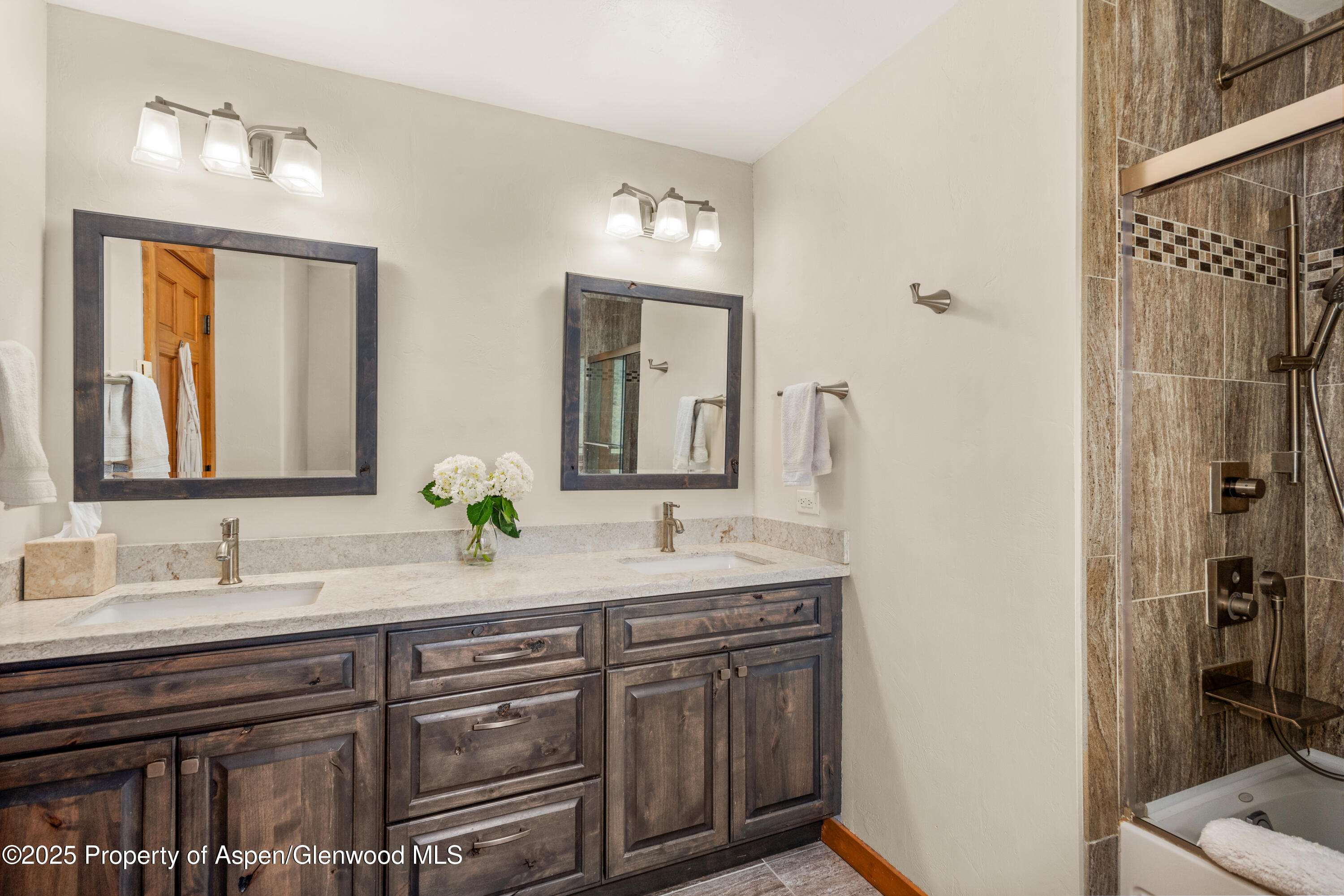614 Light Hill Road Property Photo 10