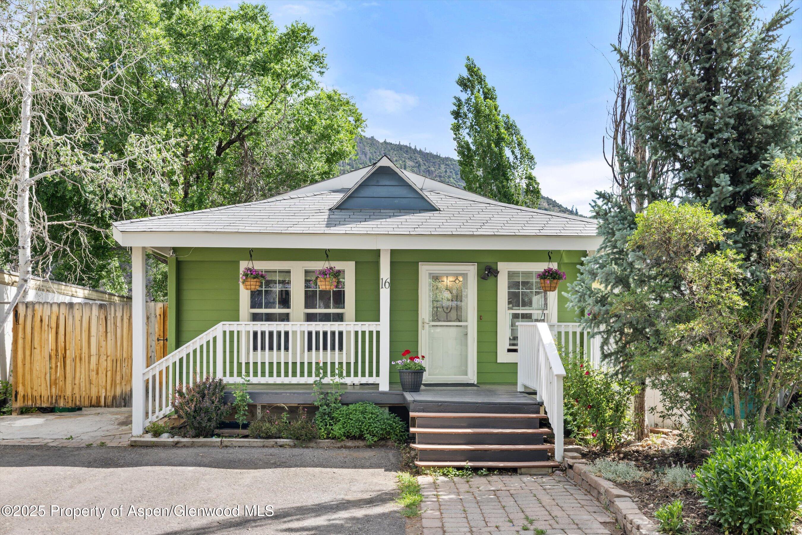 16 Aspen Village Road Property Photo 1
