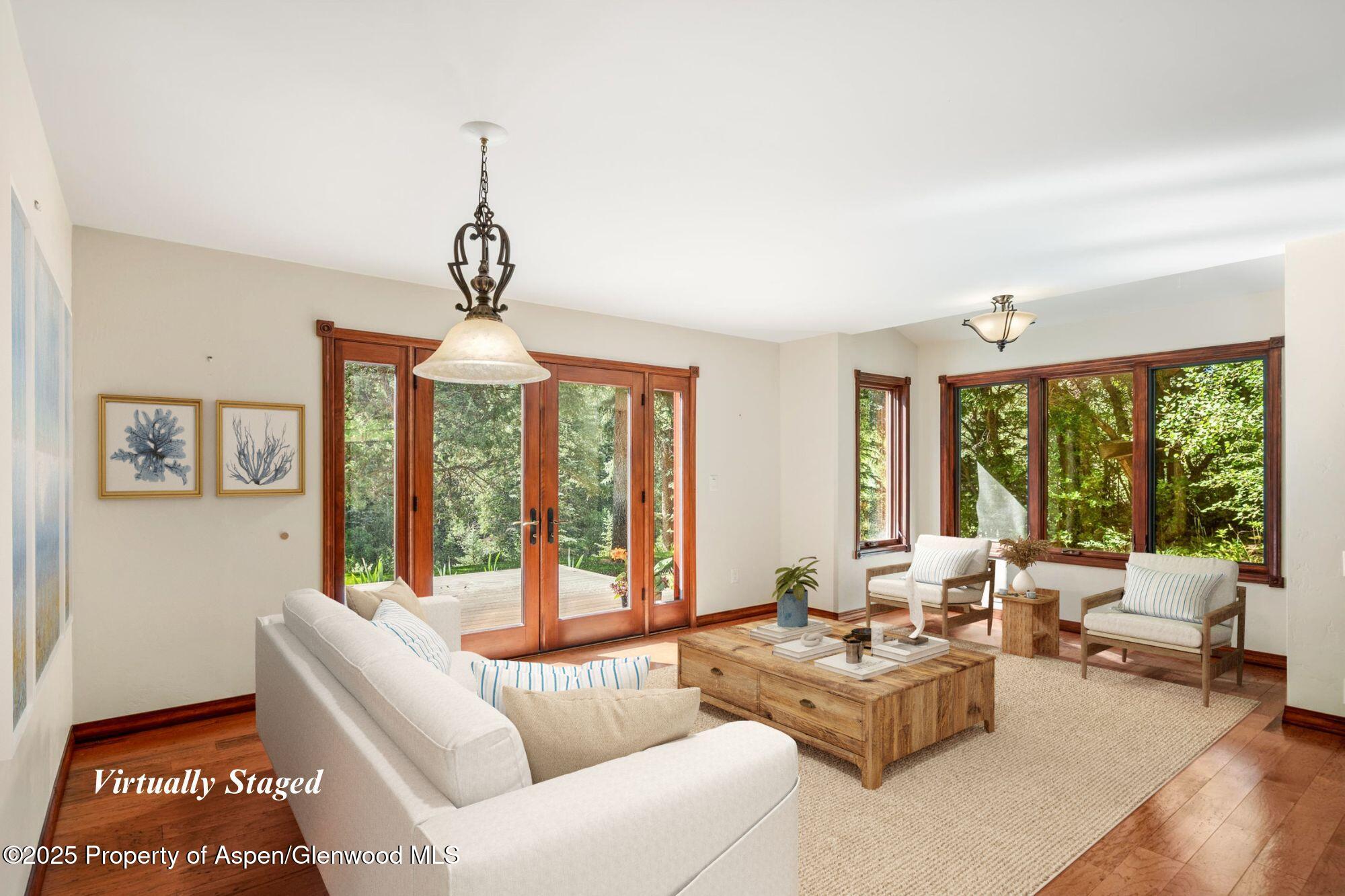 135 Irwin Drive Property Photo 14
