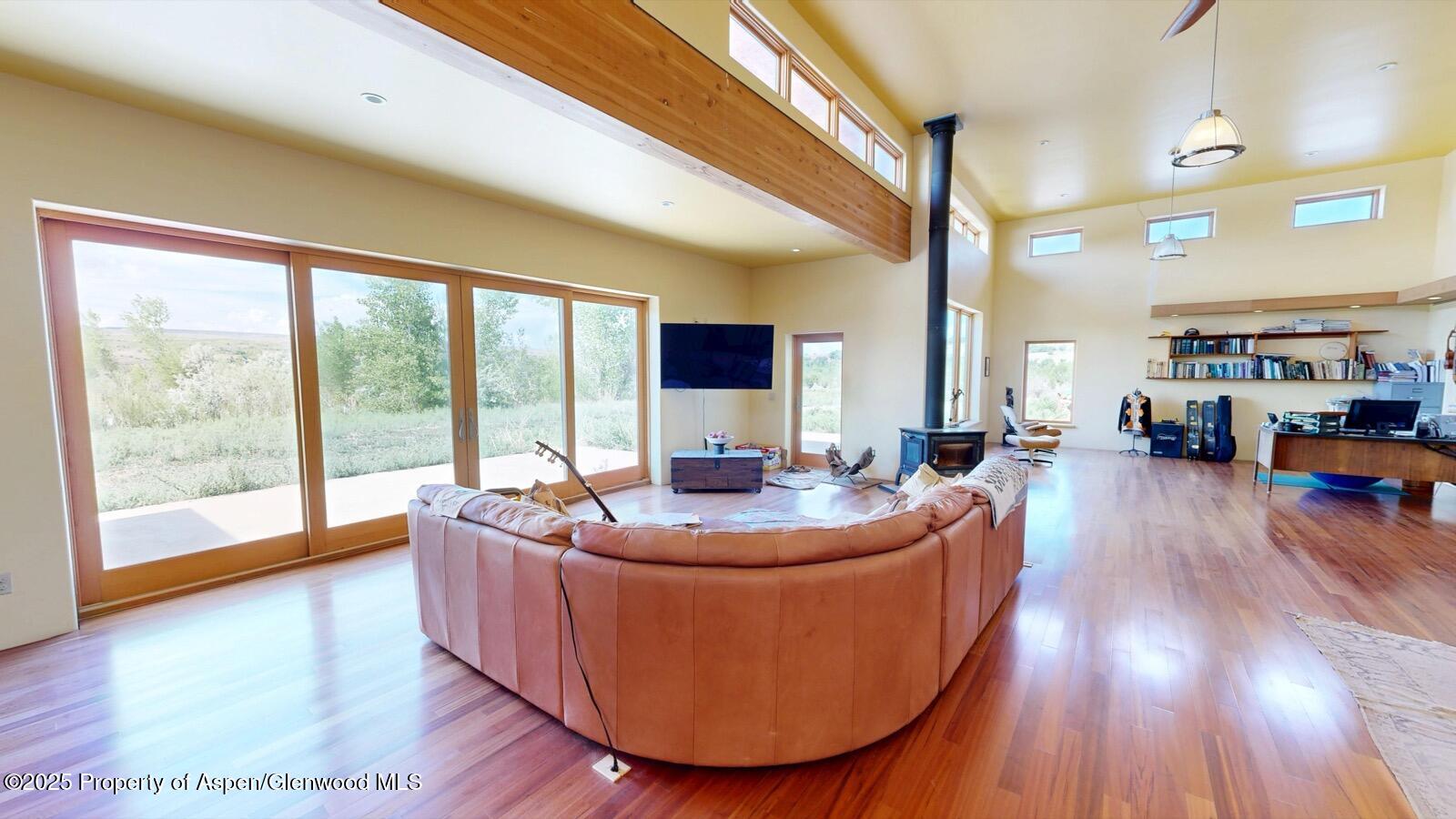 8015 Scenic Mesa Road Property Photo 8