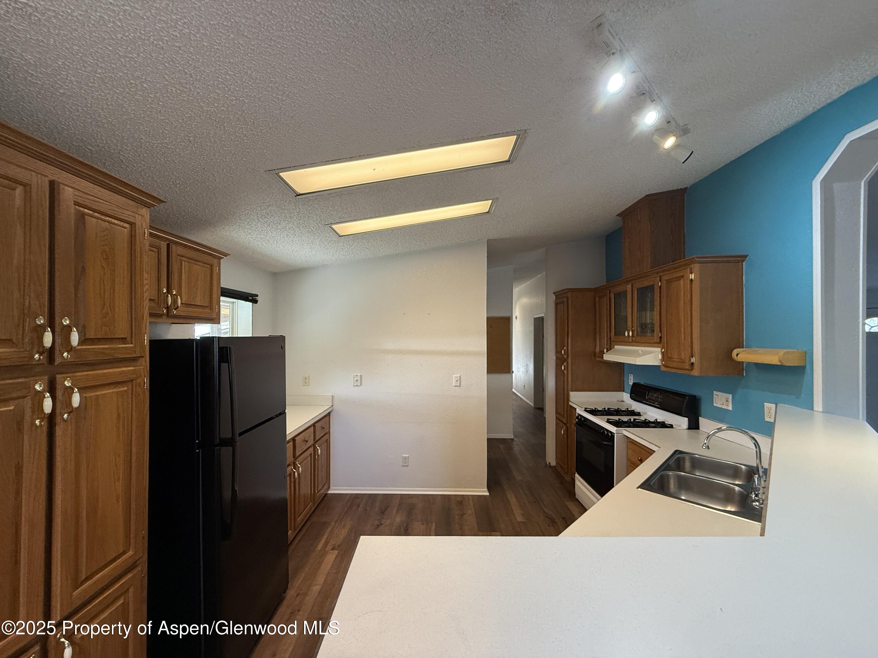 2110 Alder Place Property Photo 16