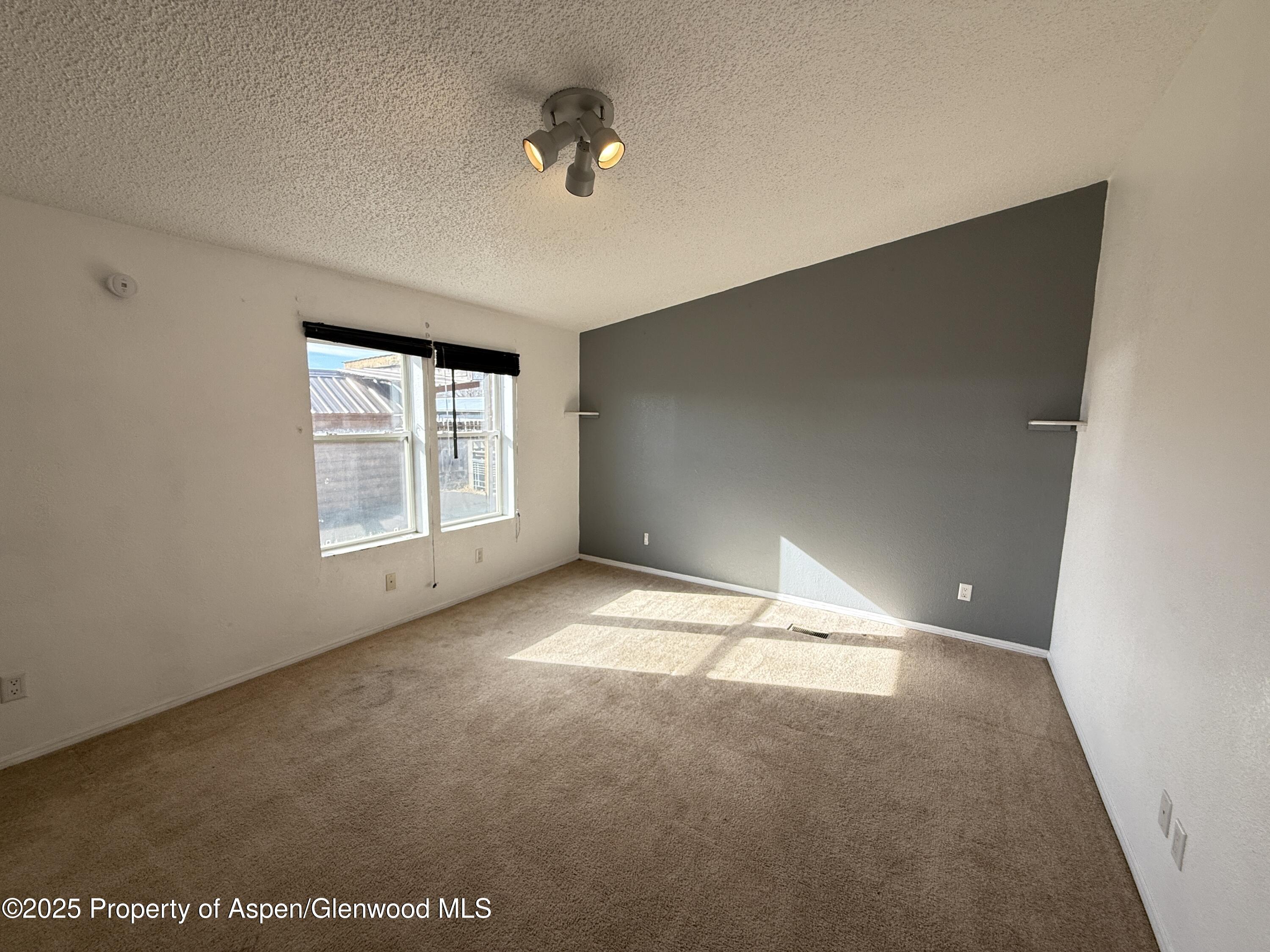 2110 Alder Place Property Photo 18