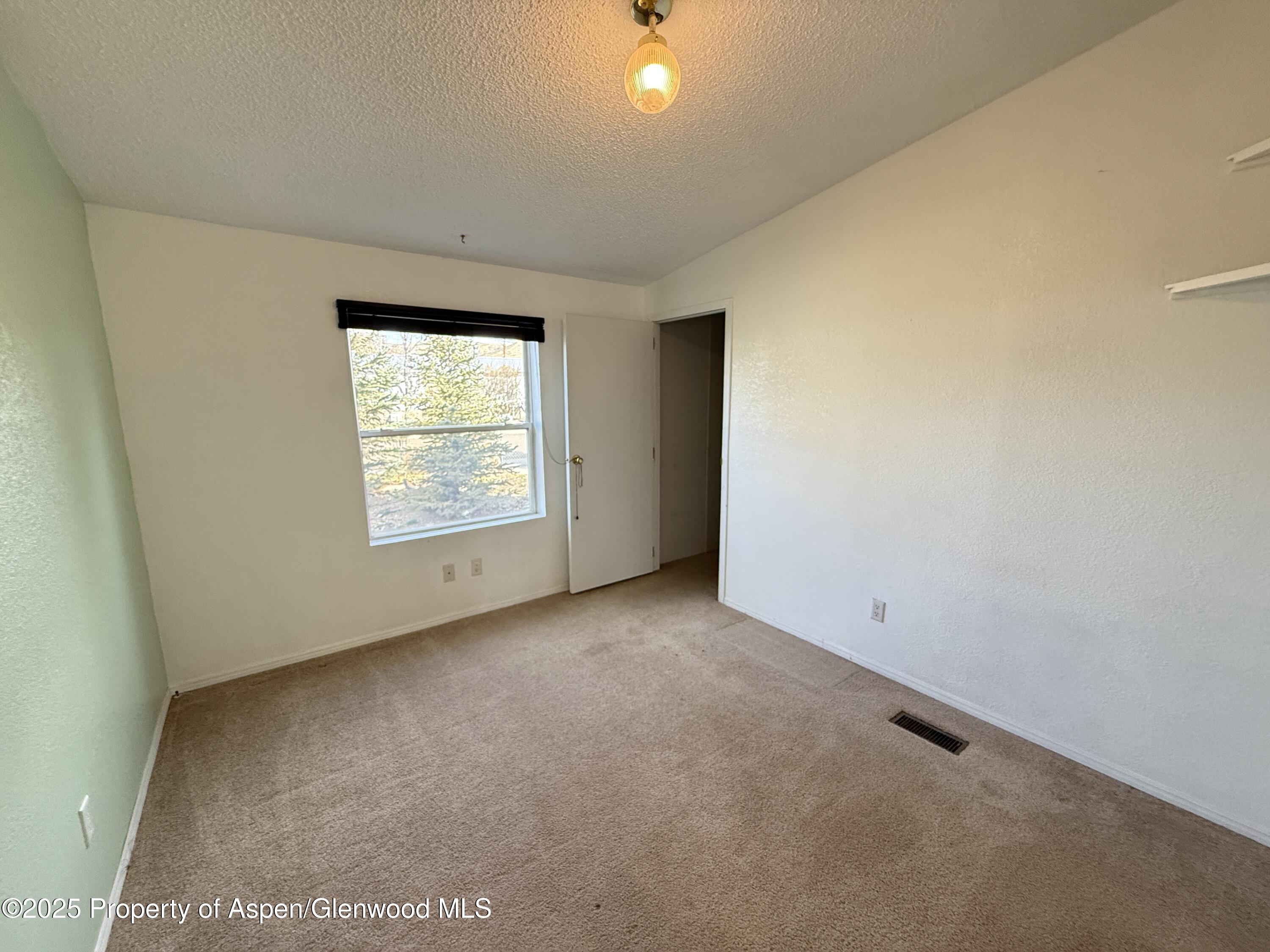 2110 Alder Place Property Photo 22