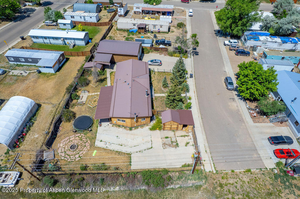 2110 Alder Place Property Photo 29